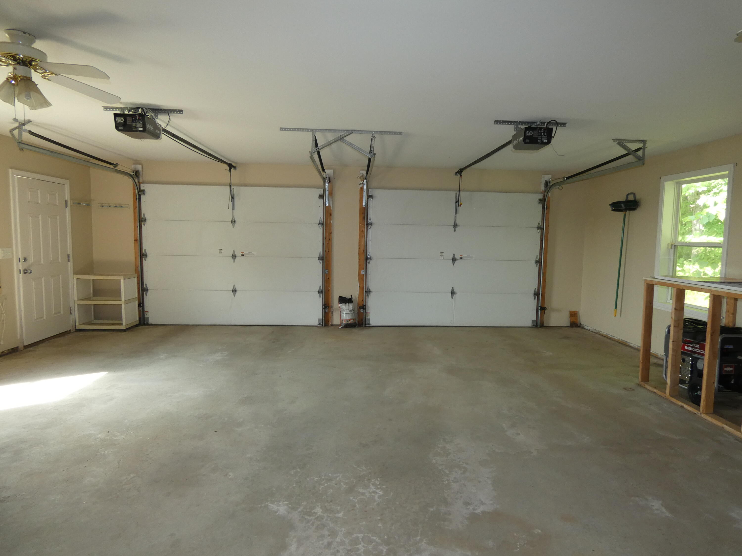 22 Eric Road Property Photo 37