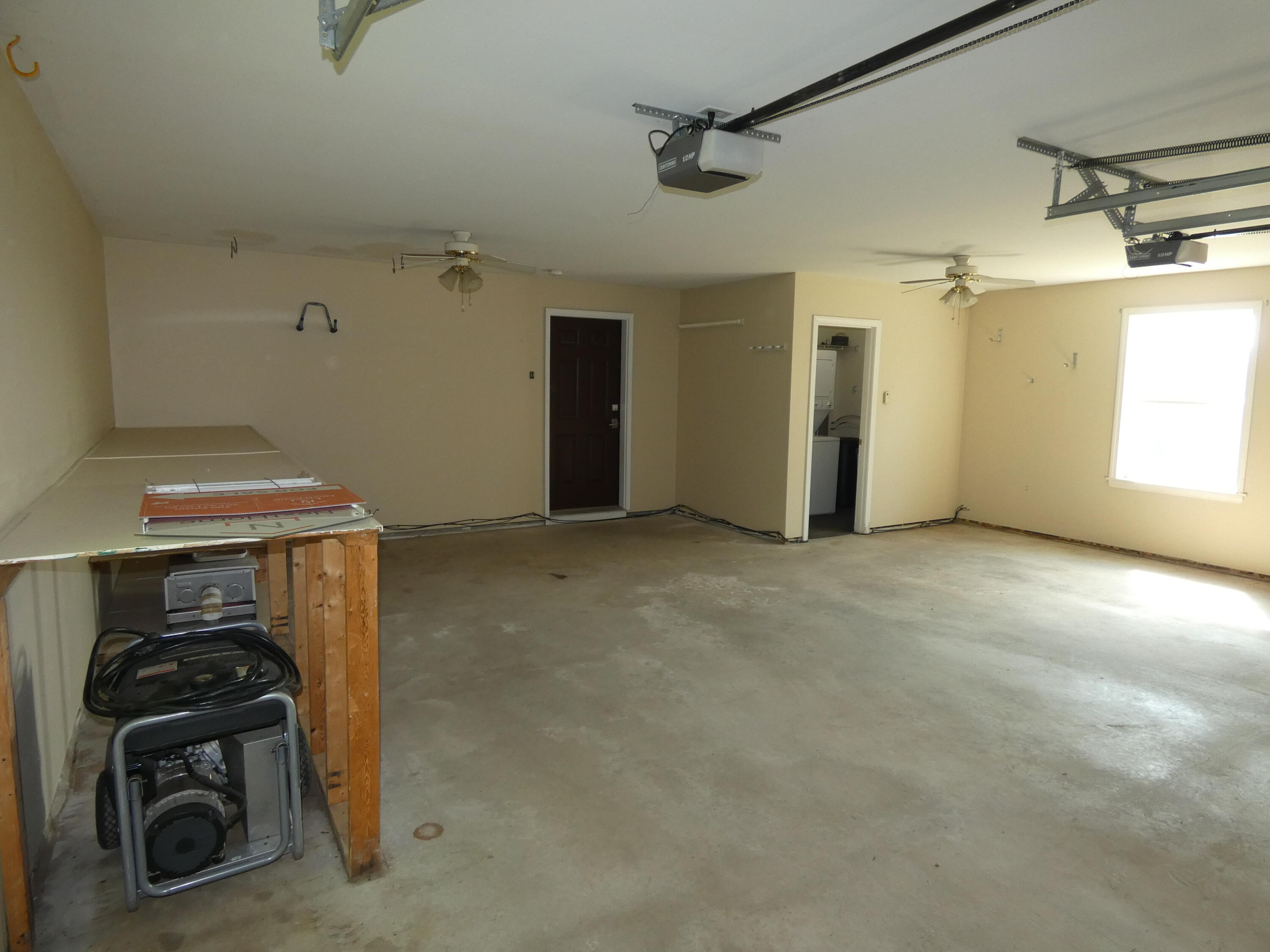 22 Eric Road Property Photo 38