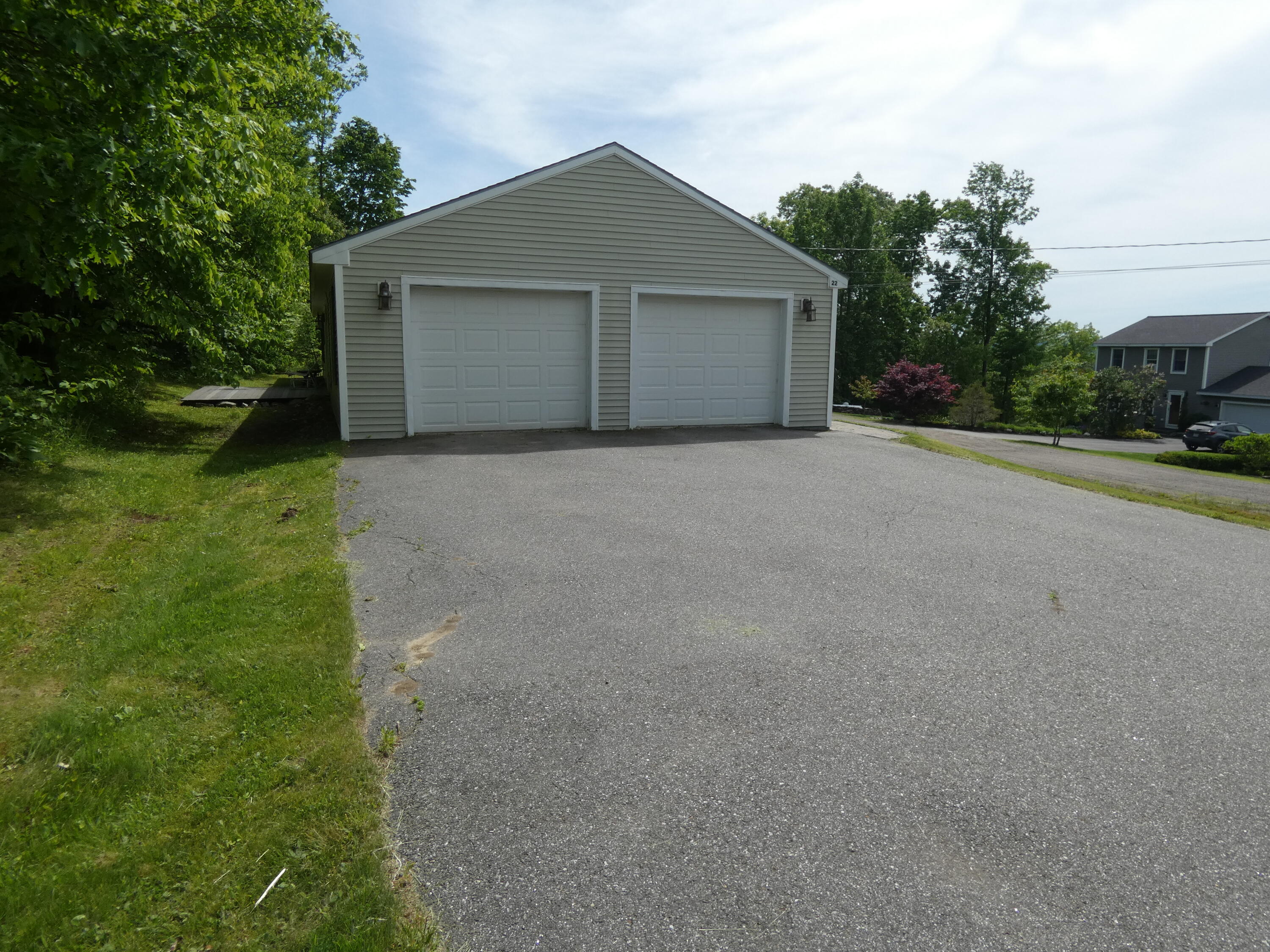 22 Eric Road Property Photo 39