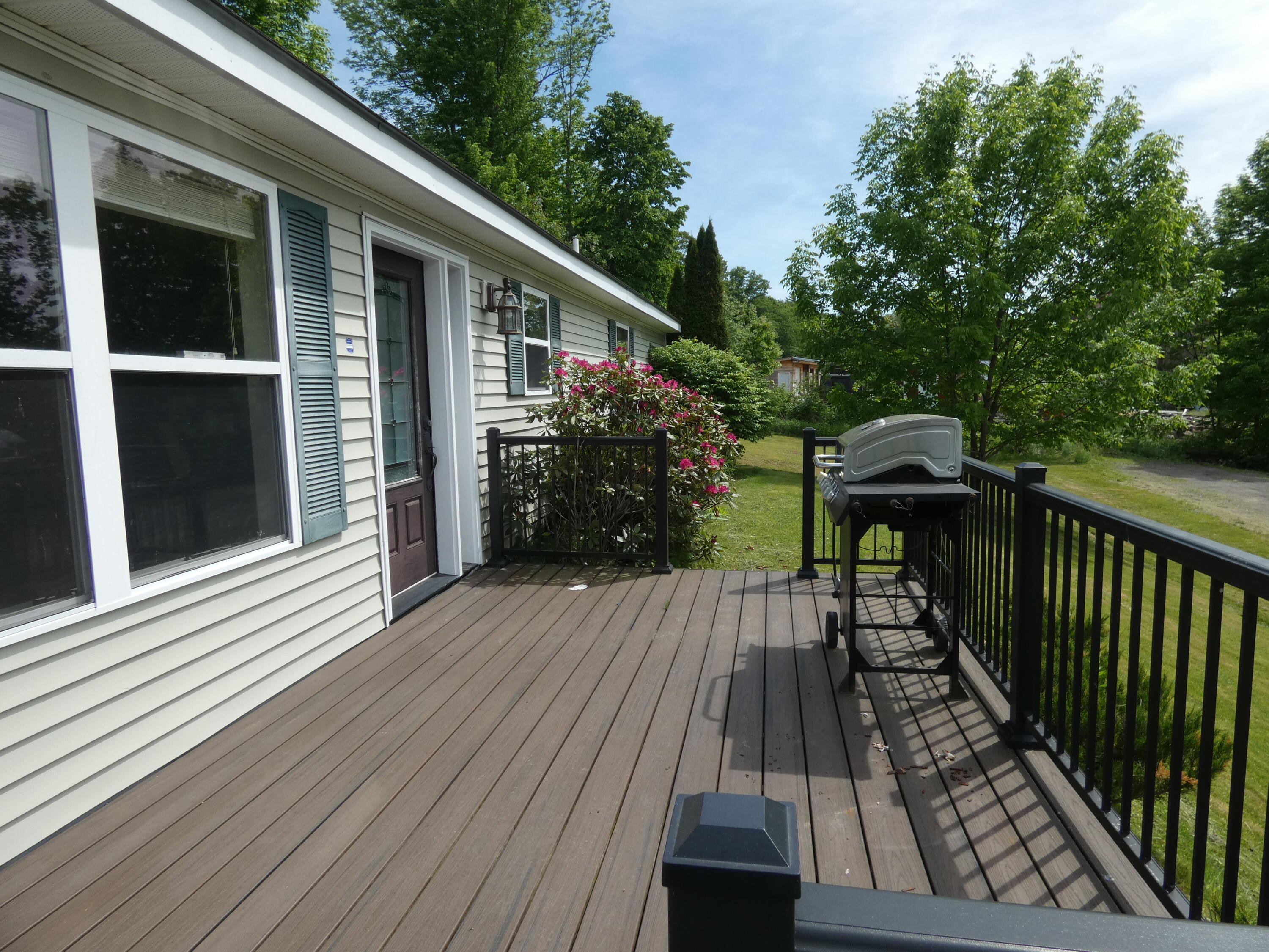 22 Eric Road Property Photo 42