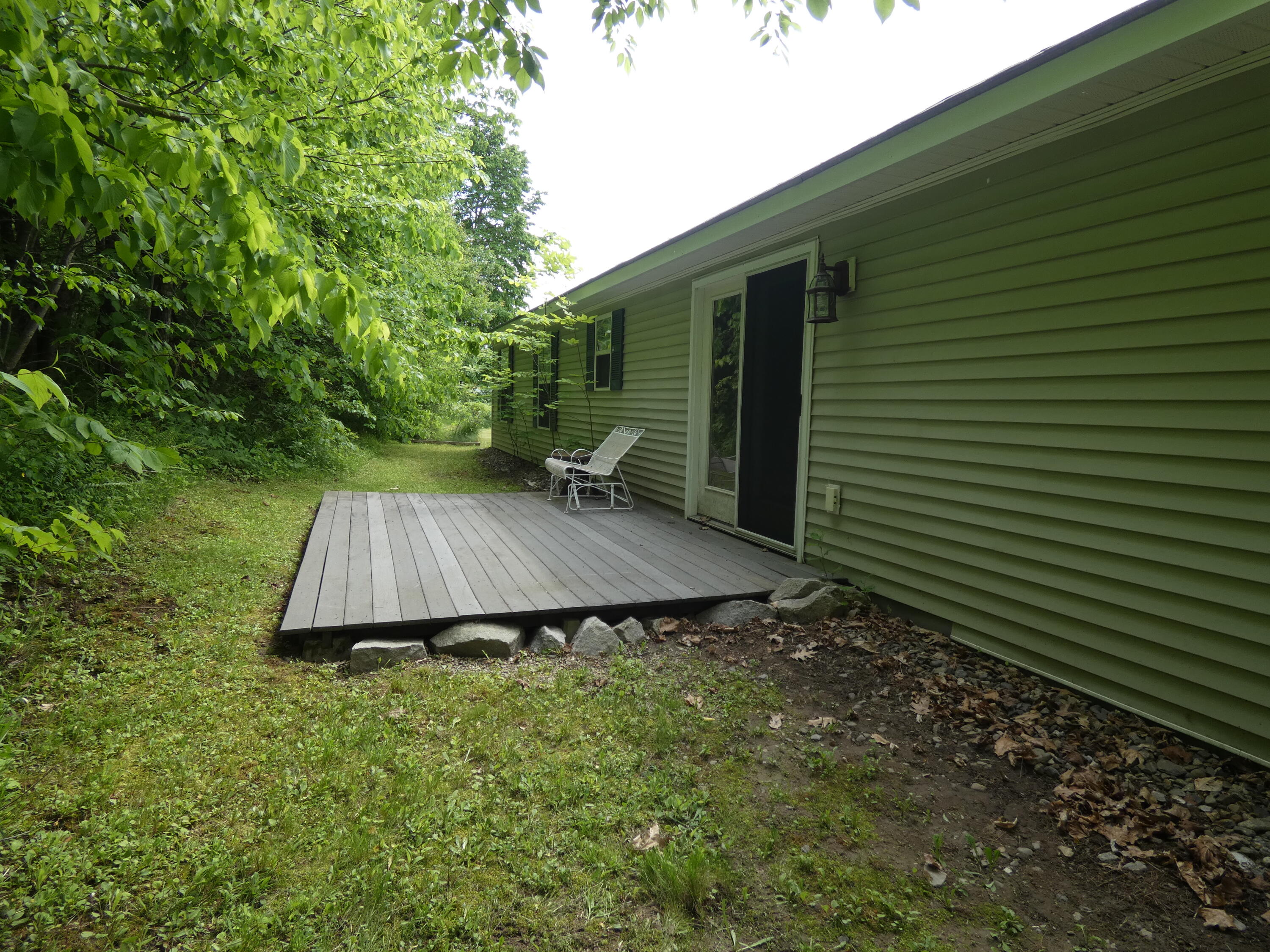 22 Eric Road Property Photo 49