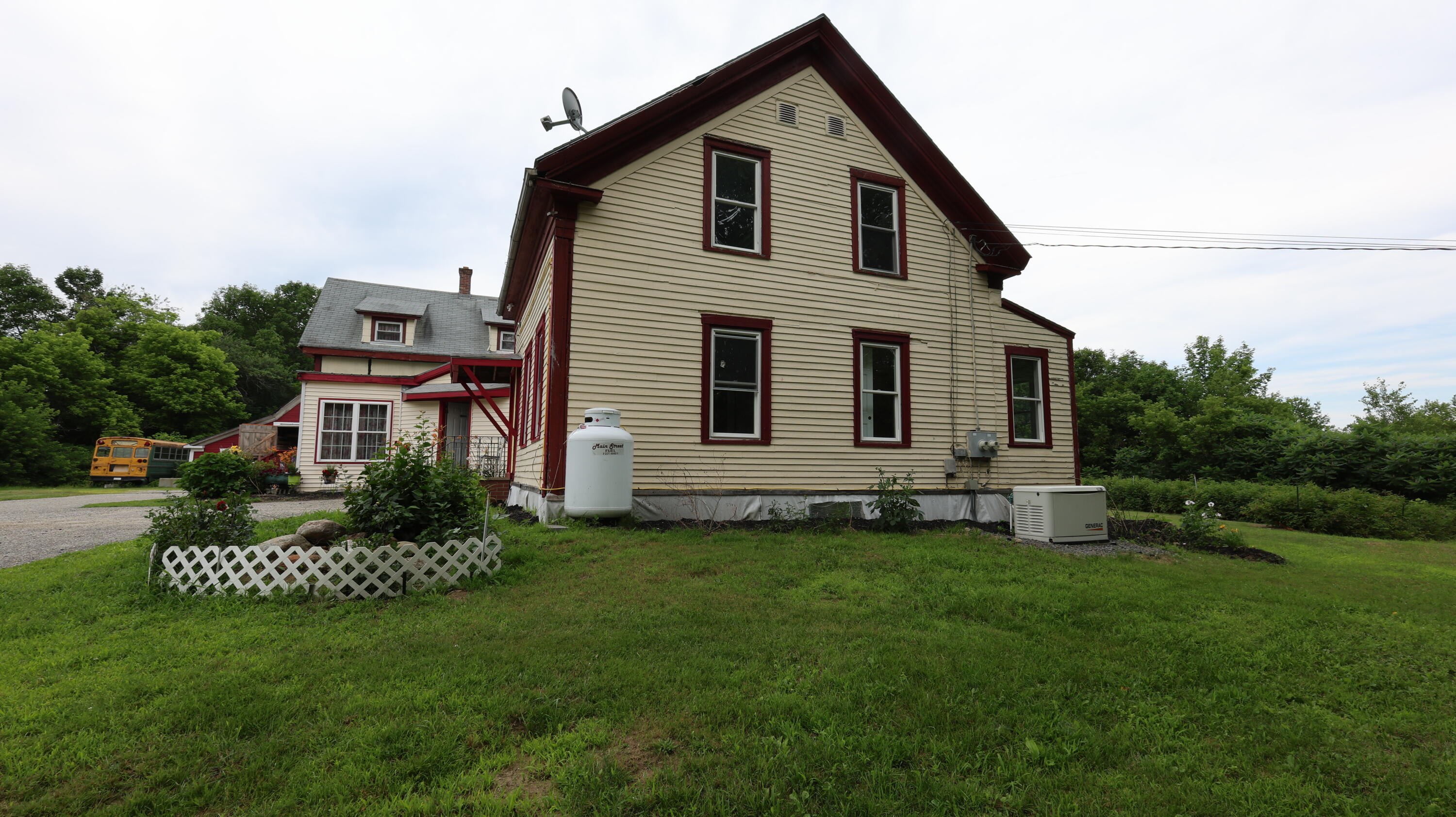 1146 Post Road Property Photo 10