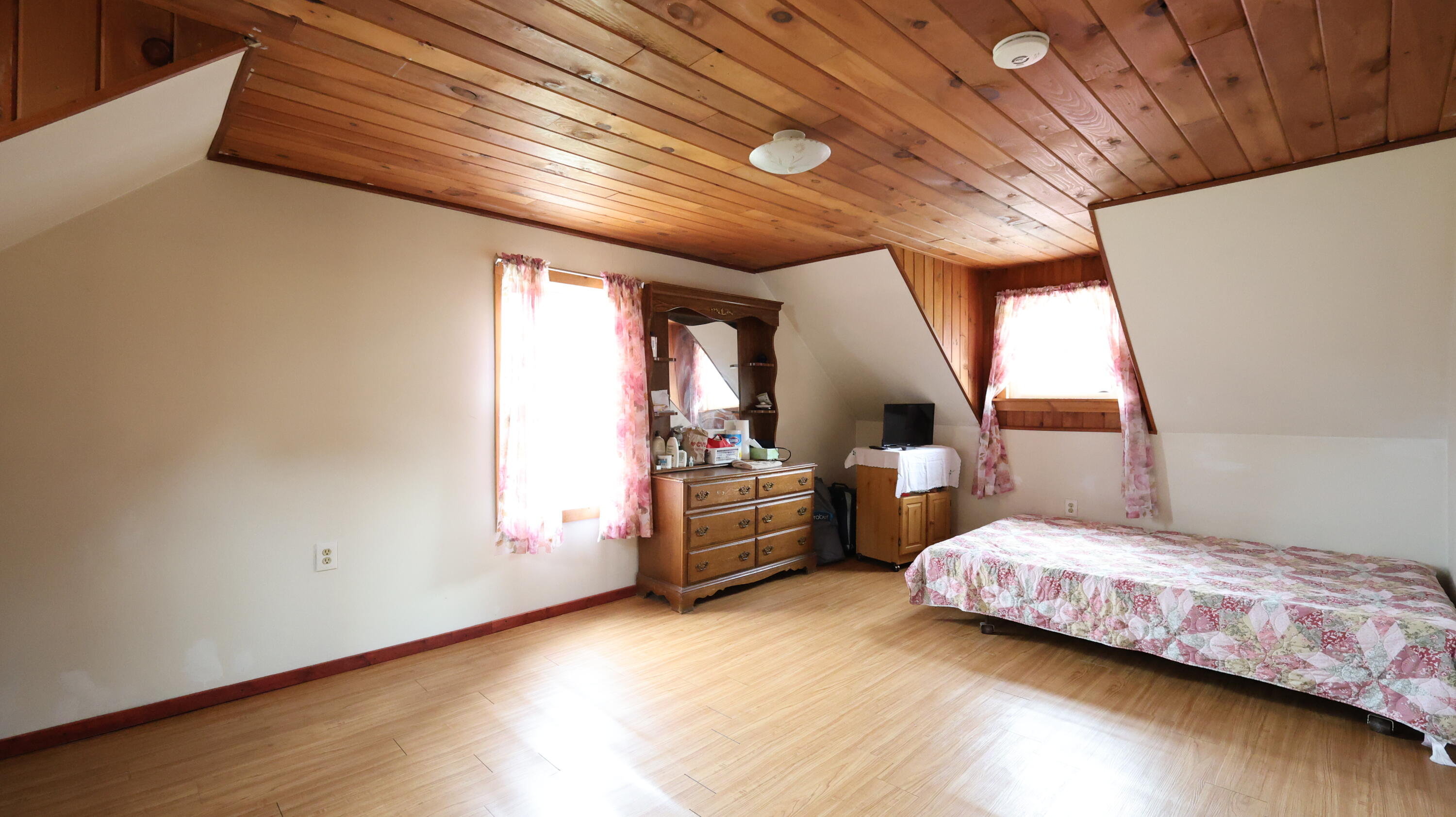 1146 Post Road Property Photo 40