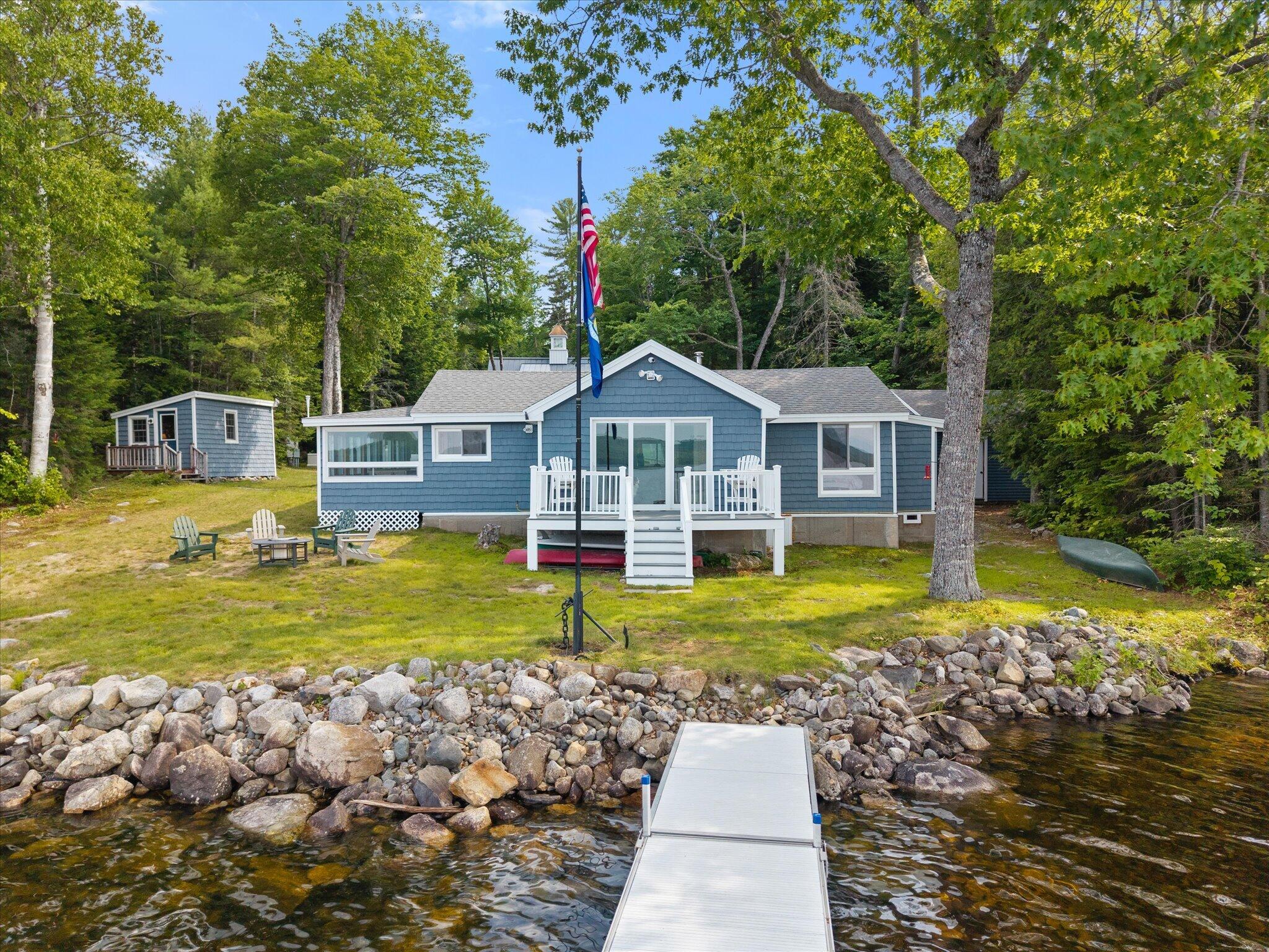 11 Rocky Shores Property Photo 1