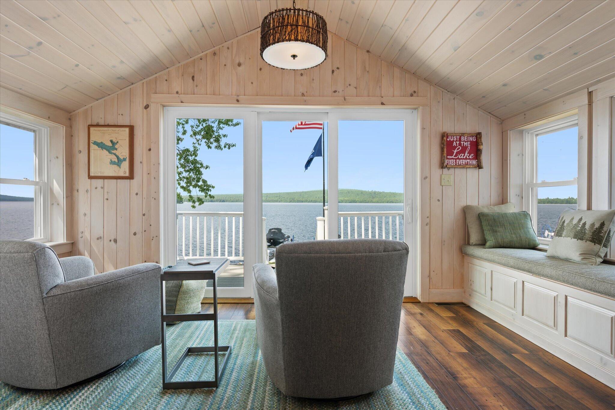 11 Rocky Shores Property Photo 27