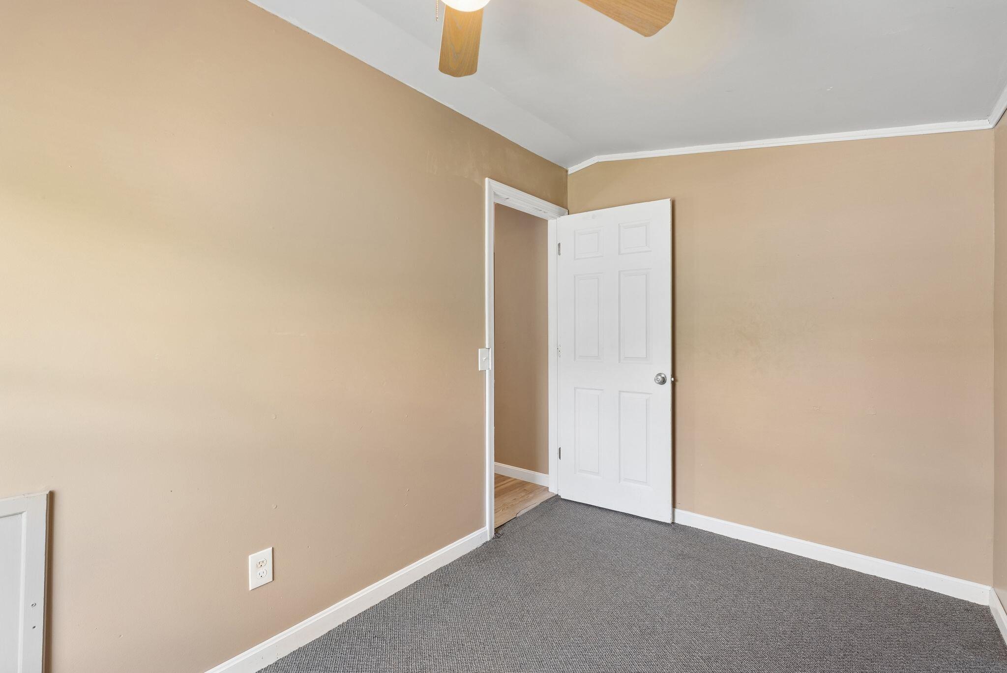 68 High Street Property Photo 23