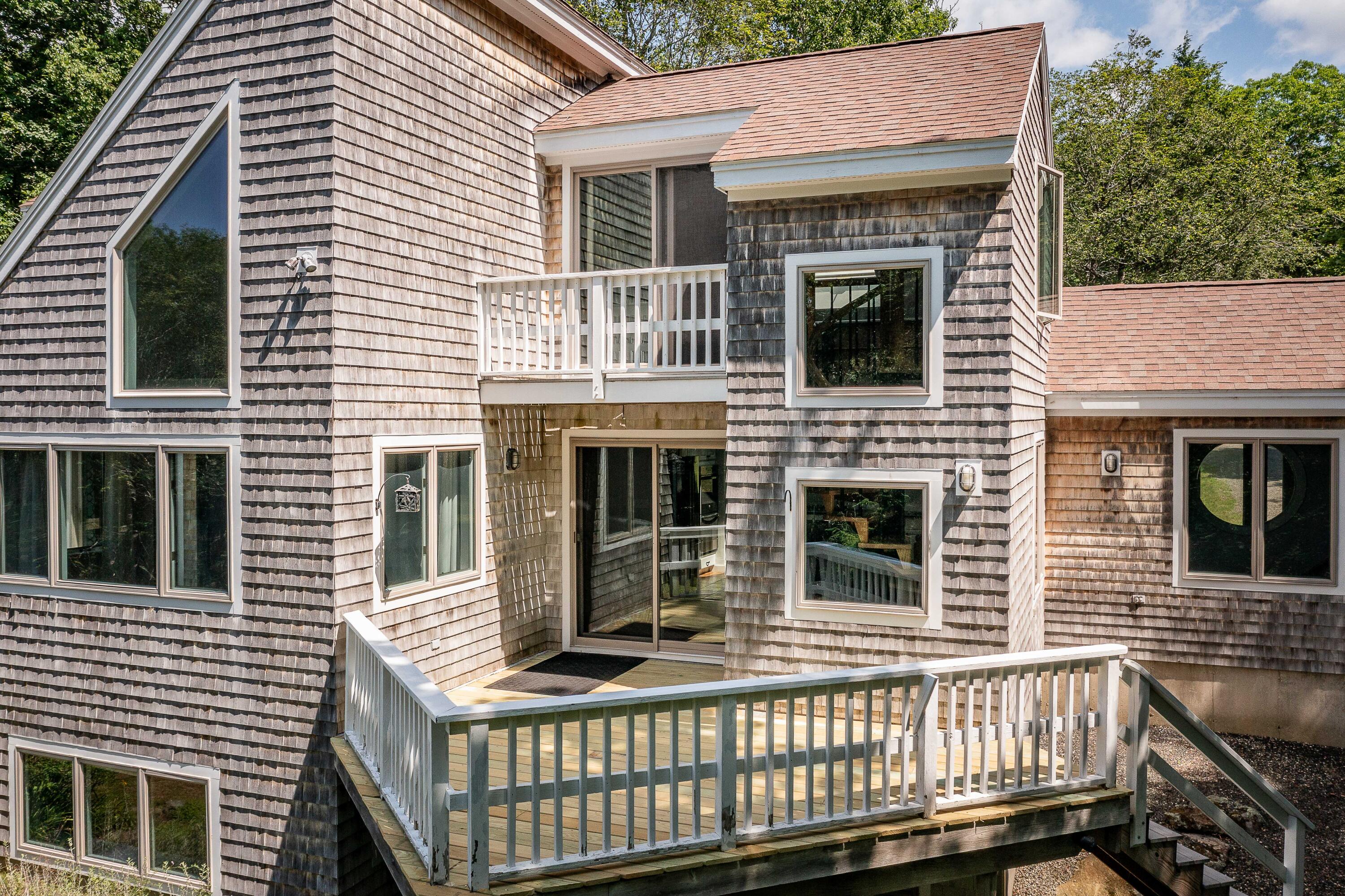 2 Springbrook Way Property Photo 11