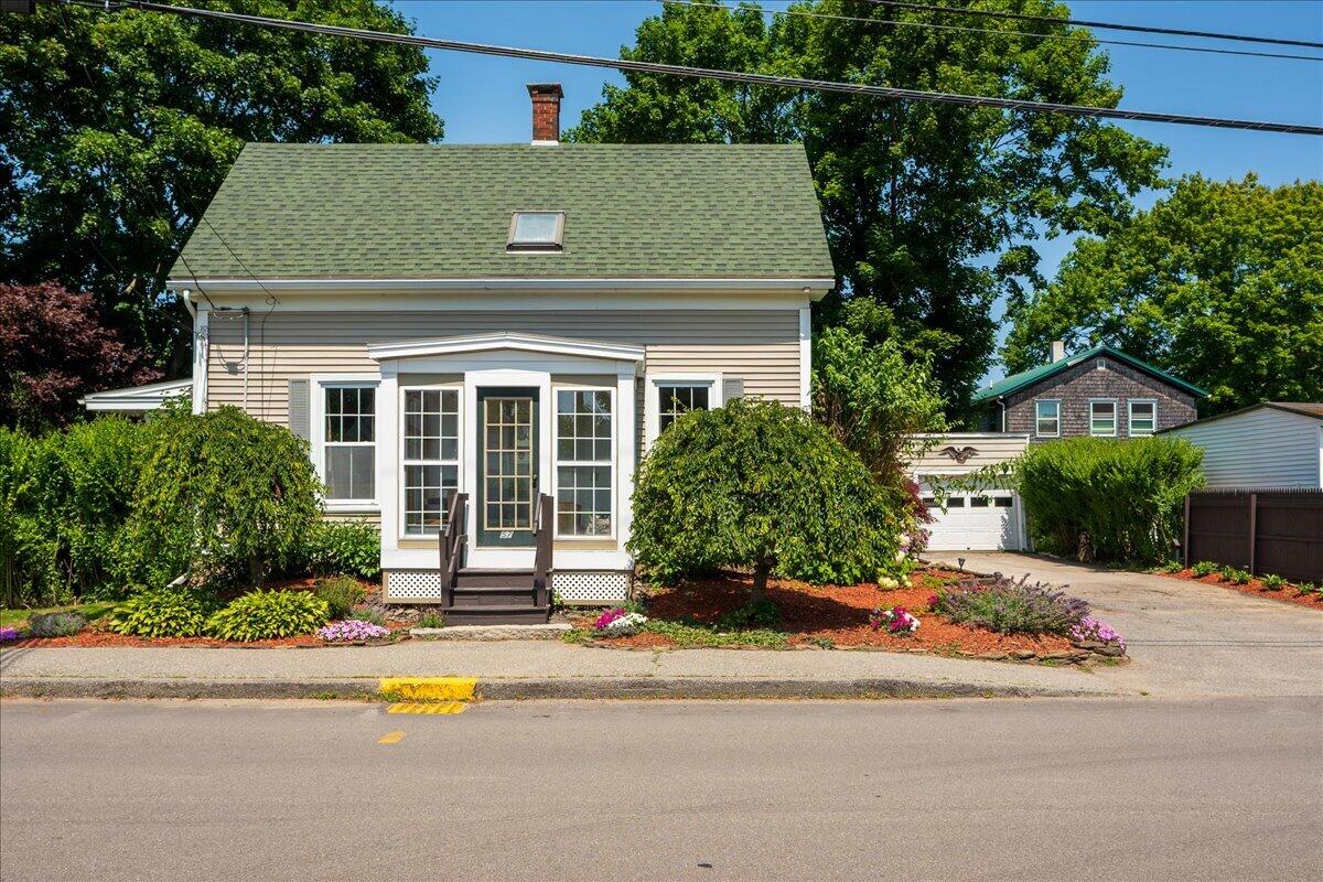 57 Pleasant Street Property Photo 1