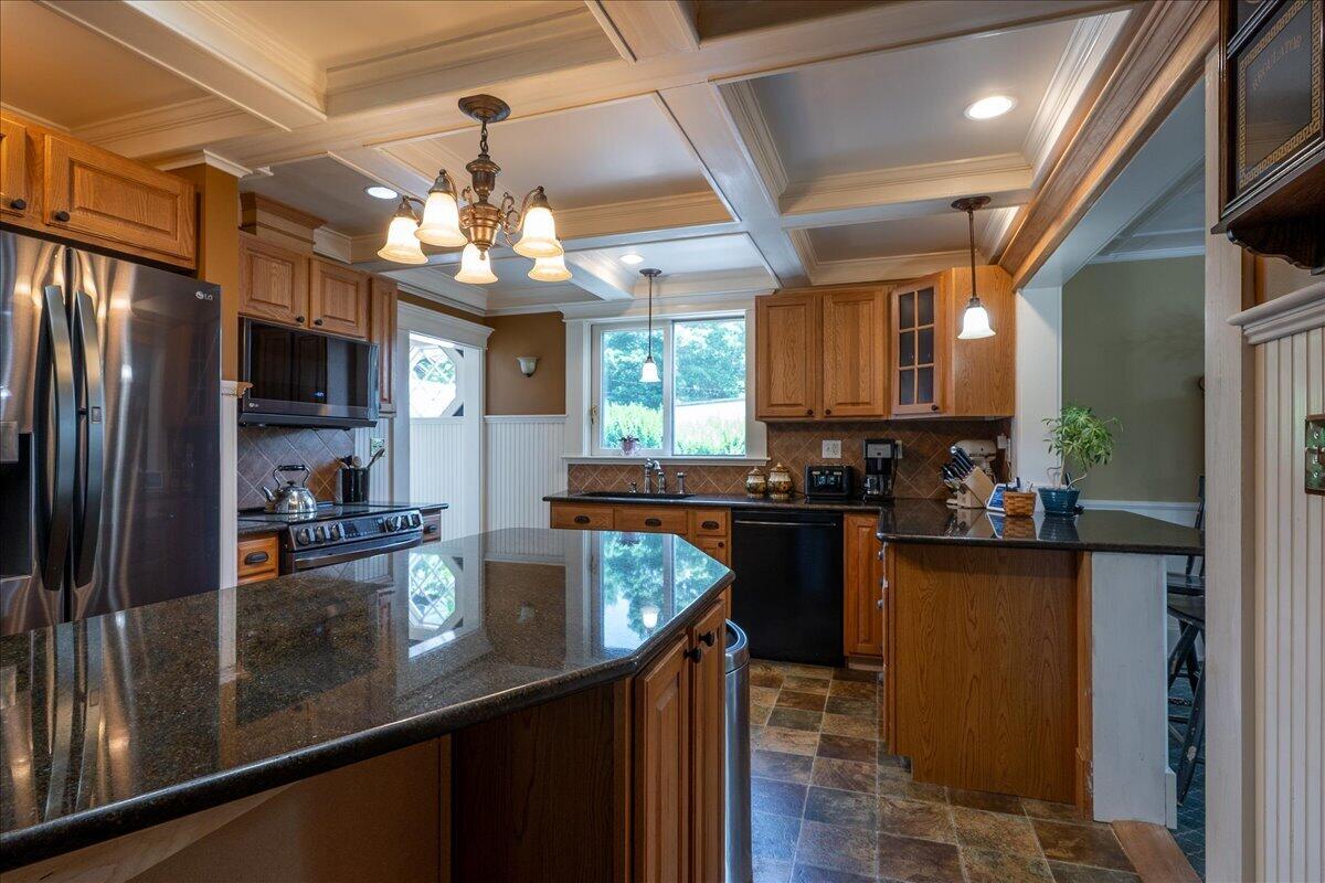 57 Pleasant Street Property Photo 27