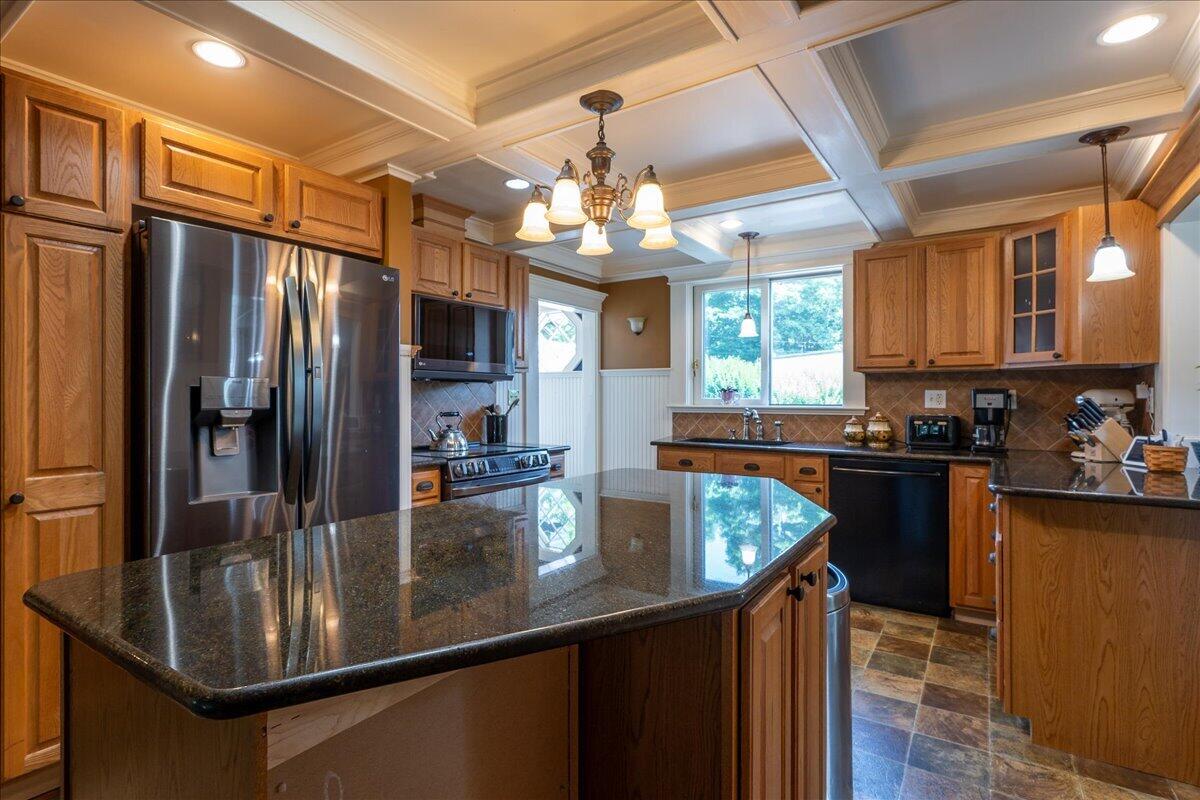 57 Pleasant Street Property Photo 28