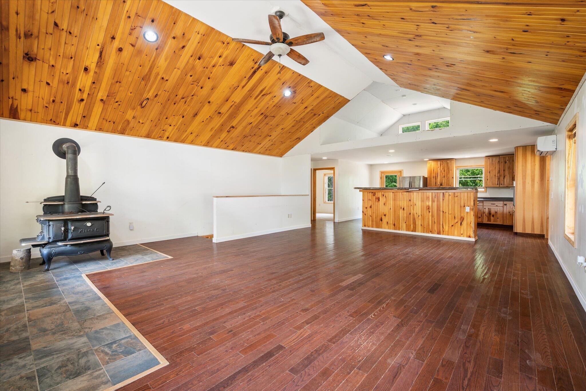 18 Werner Way Property Photo 8