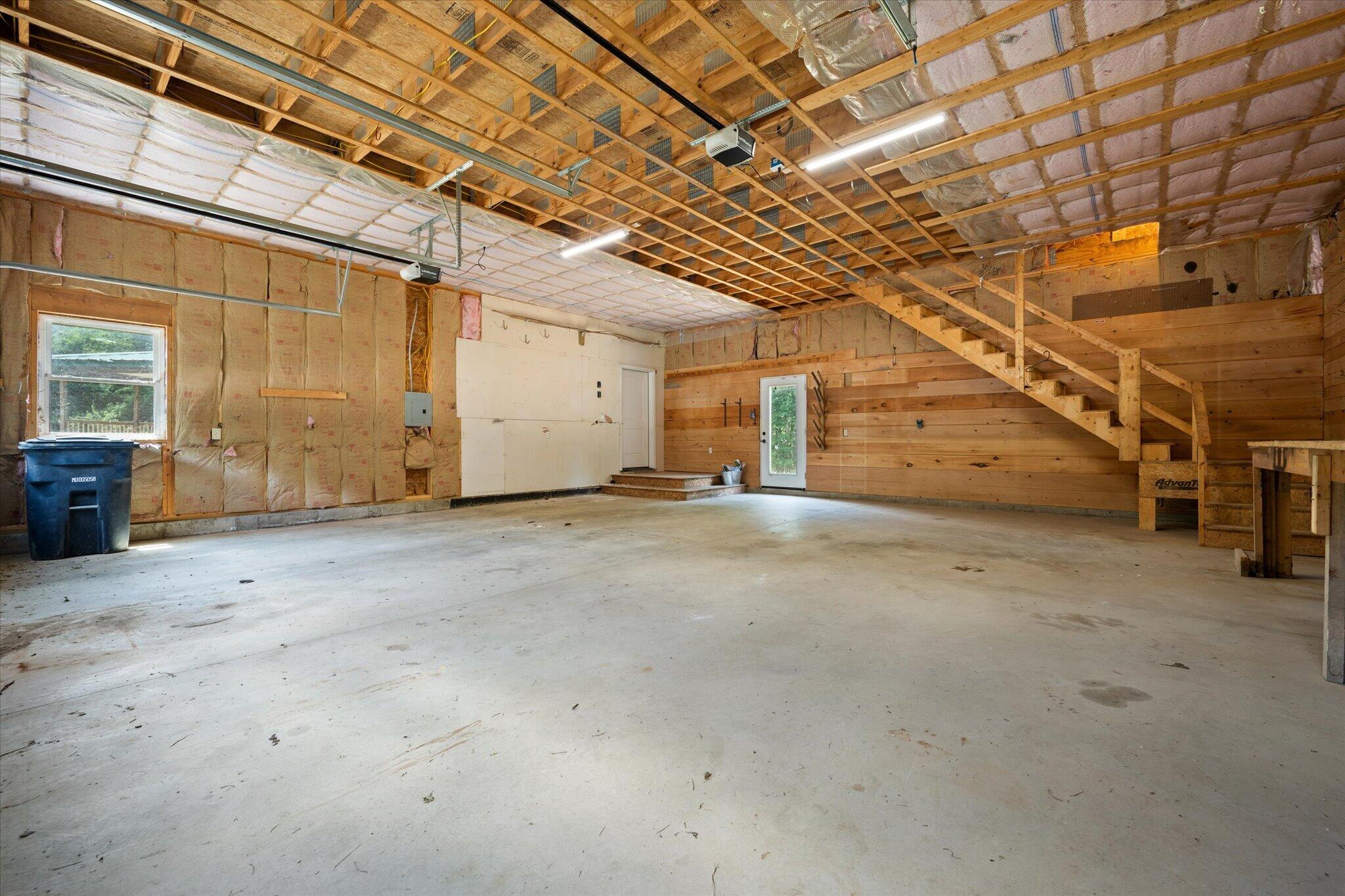 18 Werner Way Property Photo 38