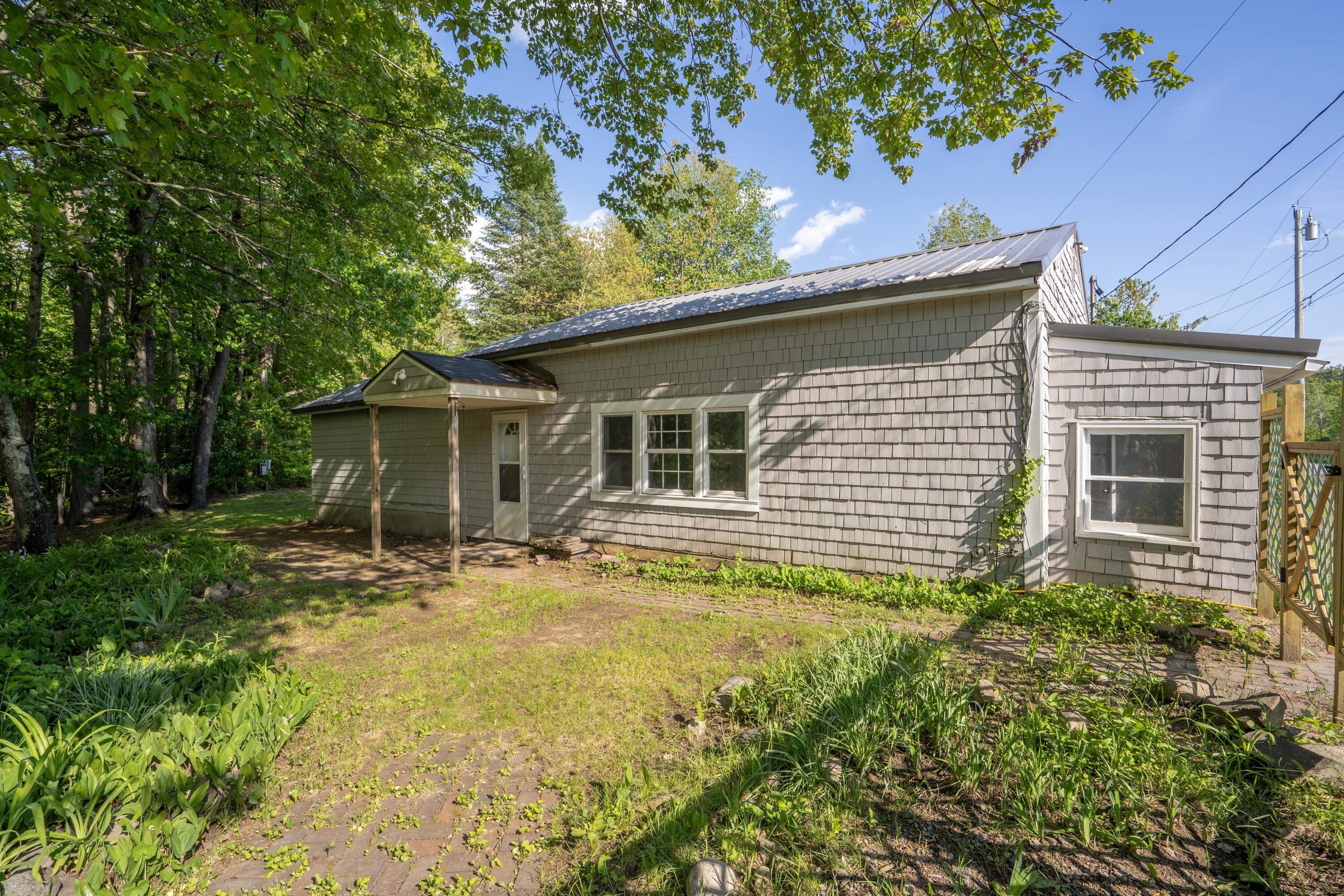 2415 Sanford Road Property Photo 30