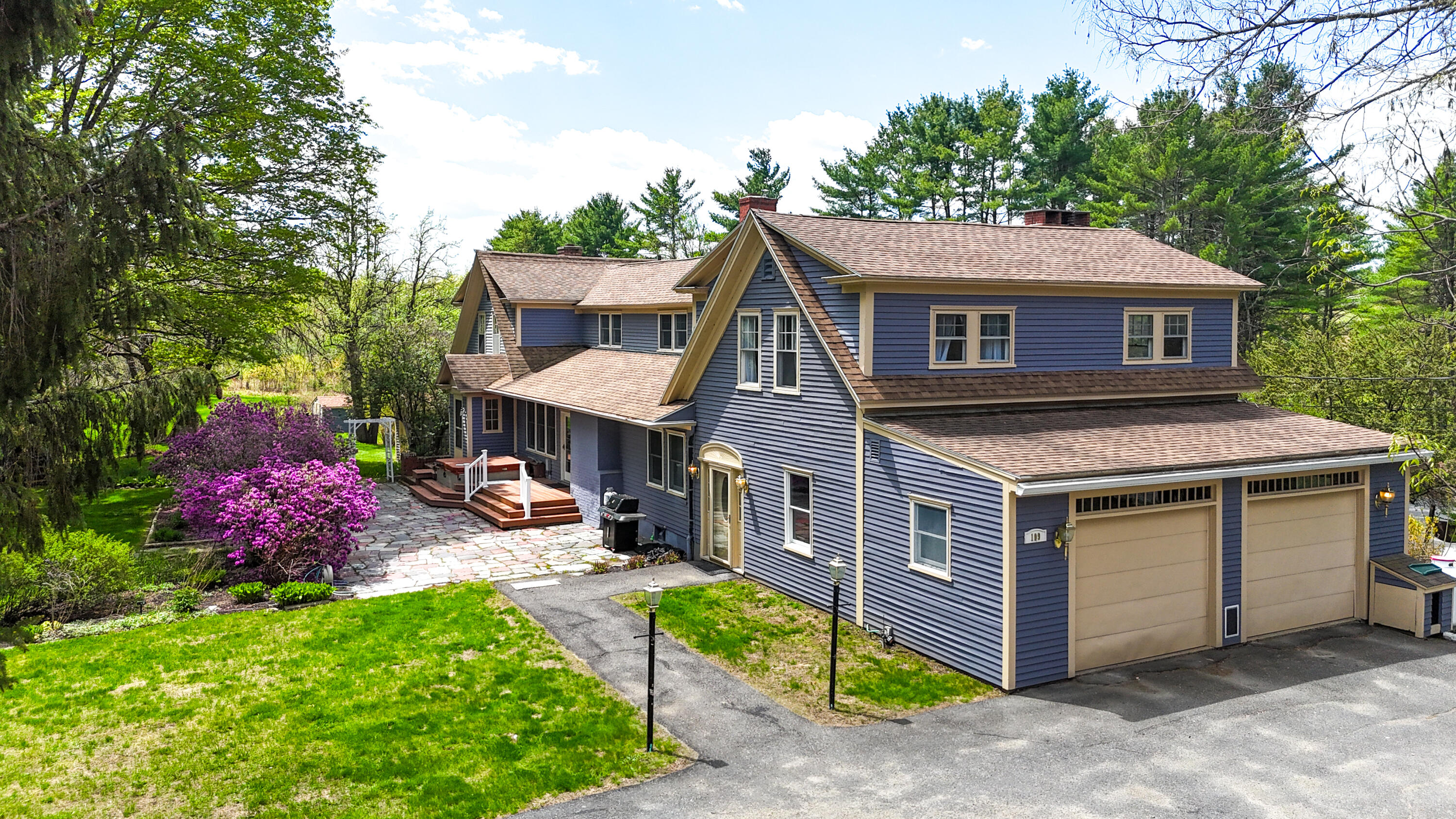 109 Sahagian Road Property Photo 2