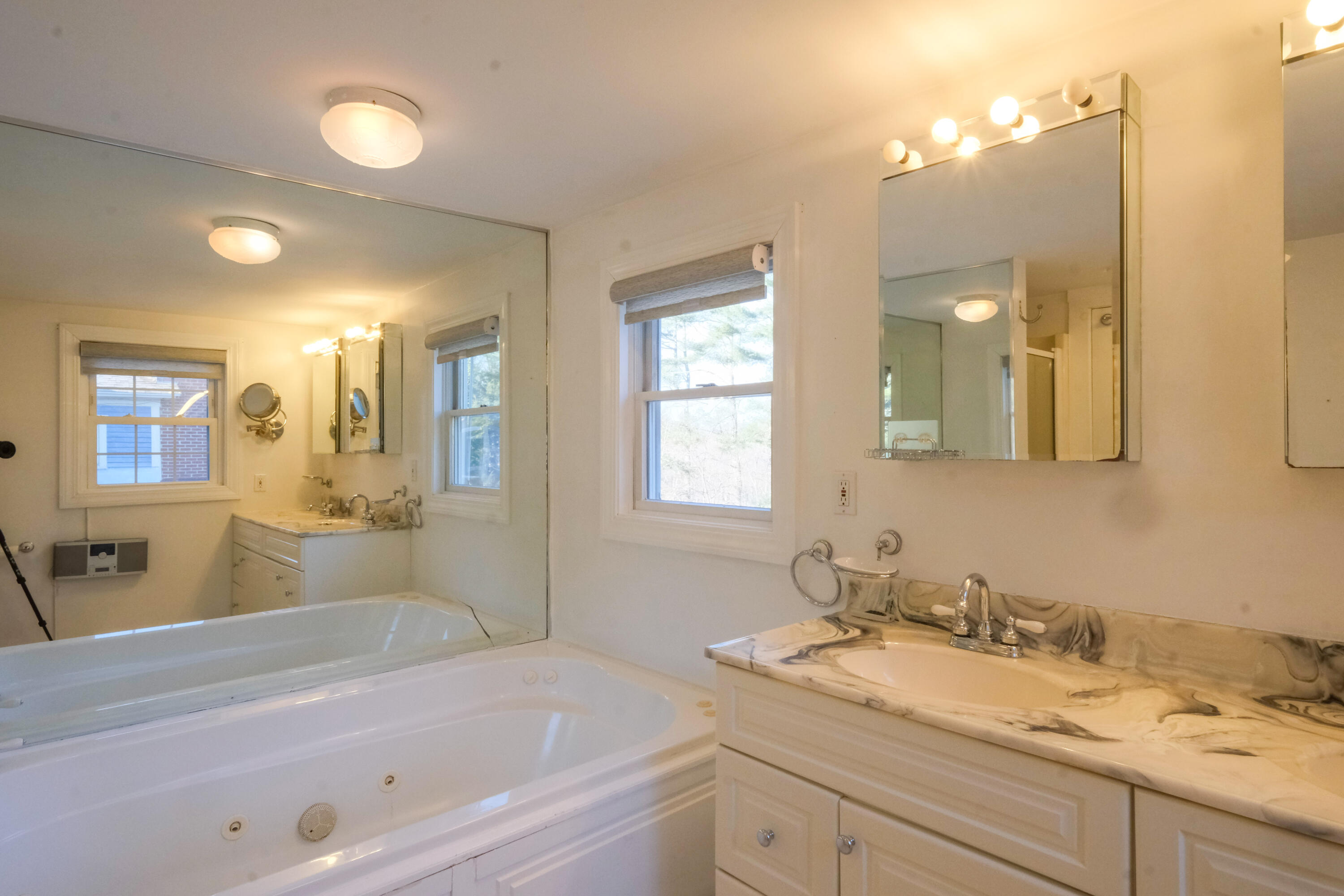 109 Sahagian Road Property Photo 49