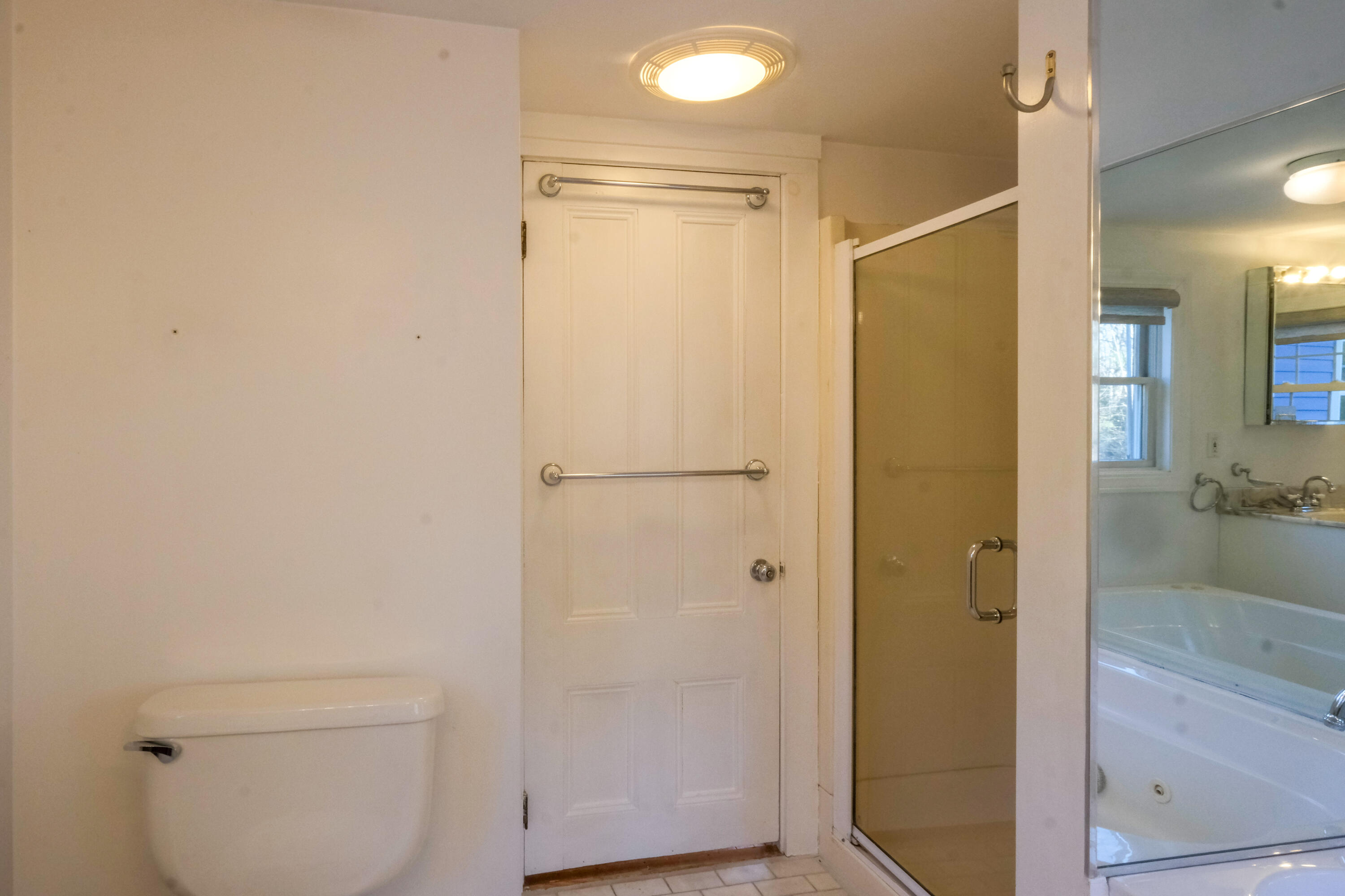 109 Sahagian Road Property Photo 50