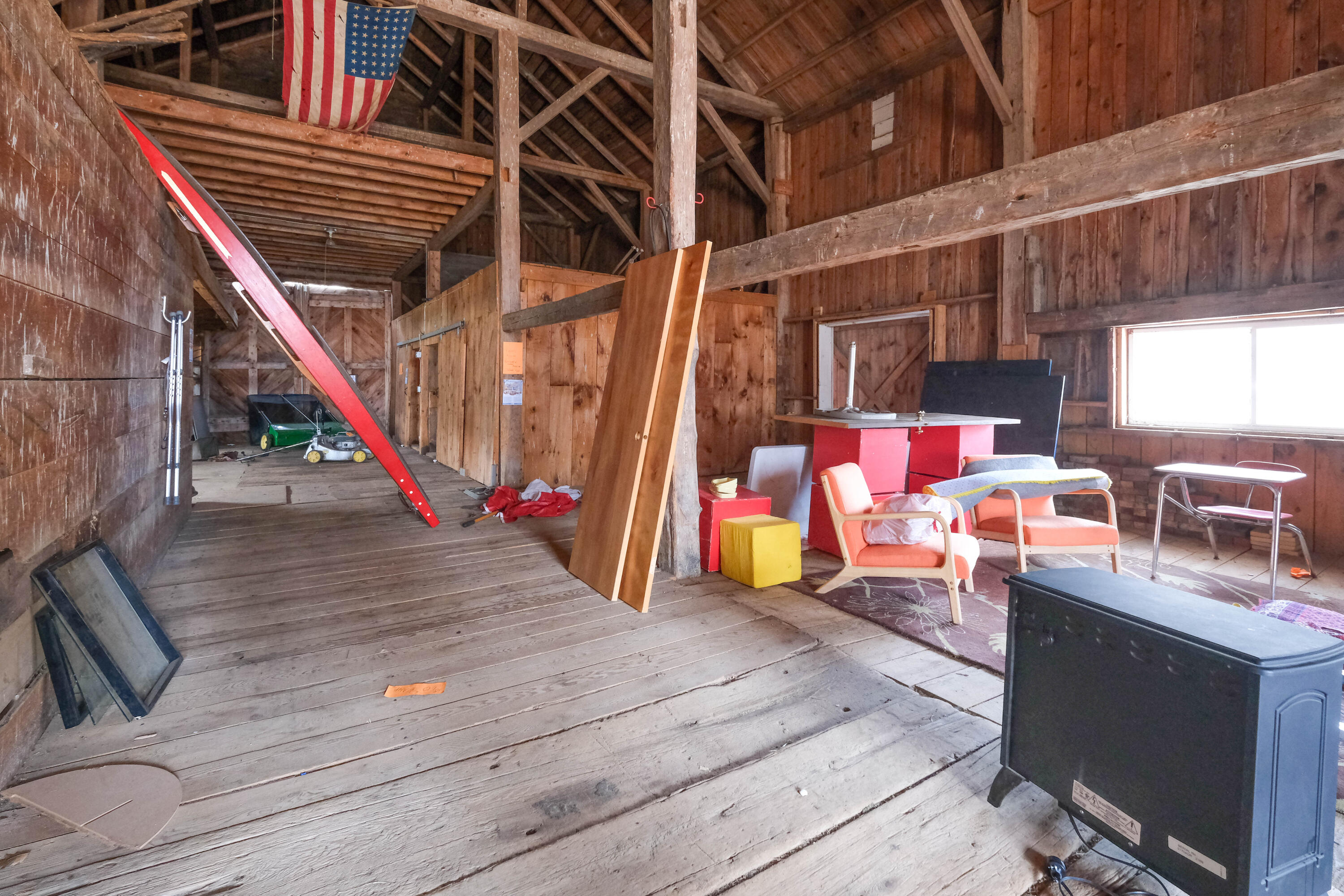 109 Sahagian Road Property Photo 86