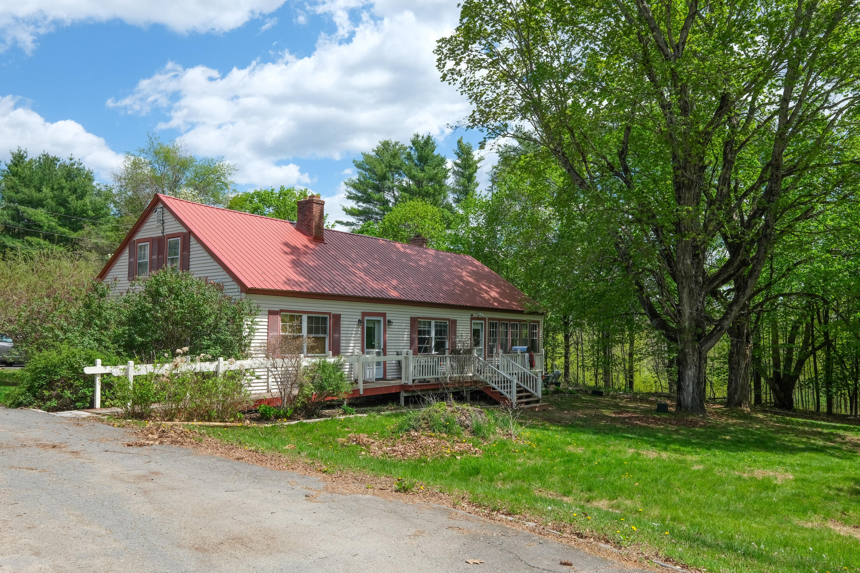 109 Sahagian Road Property Photo 90