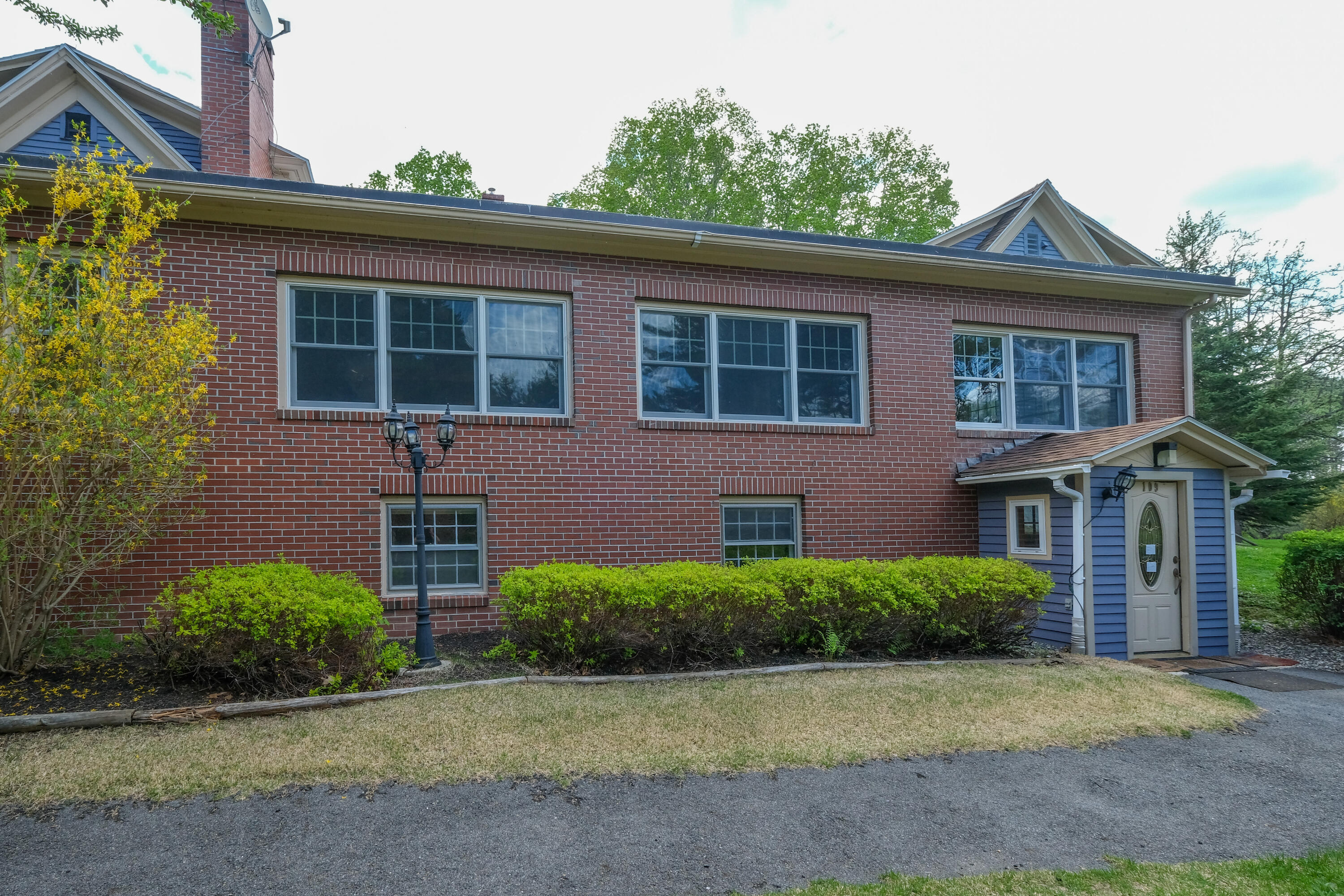 109 Sahagian Road Property Photo 93