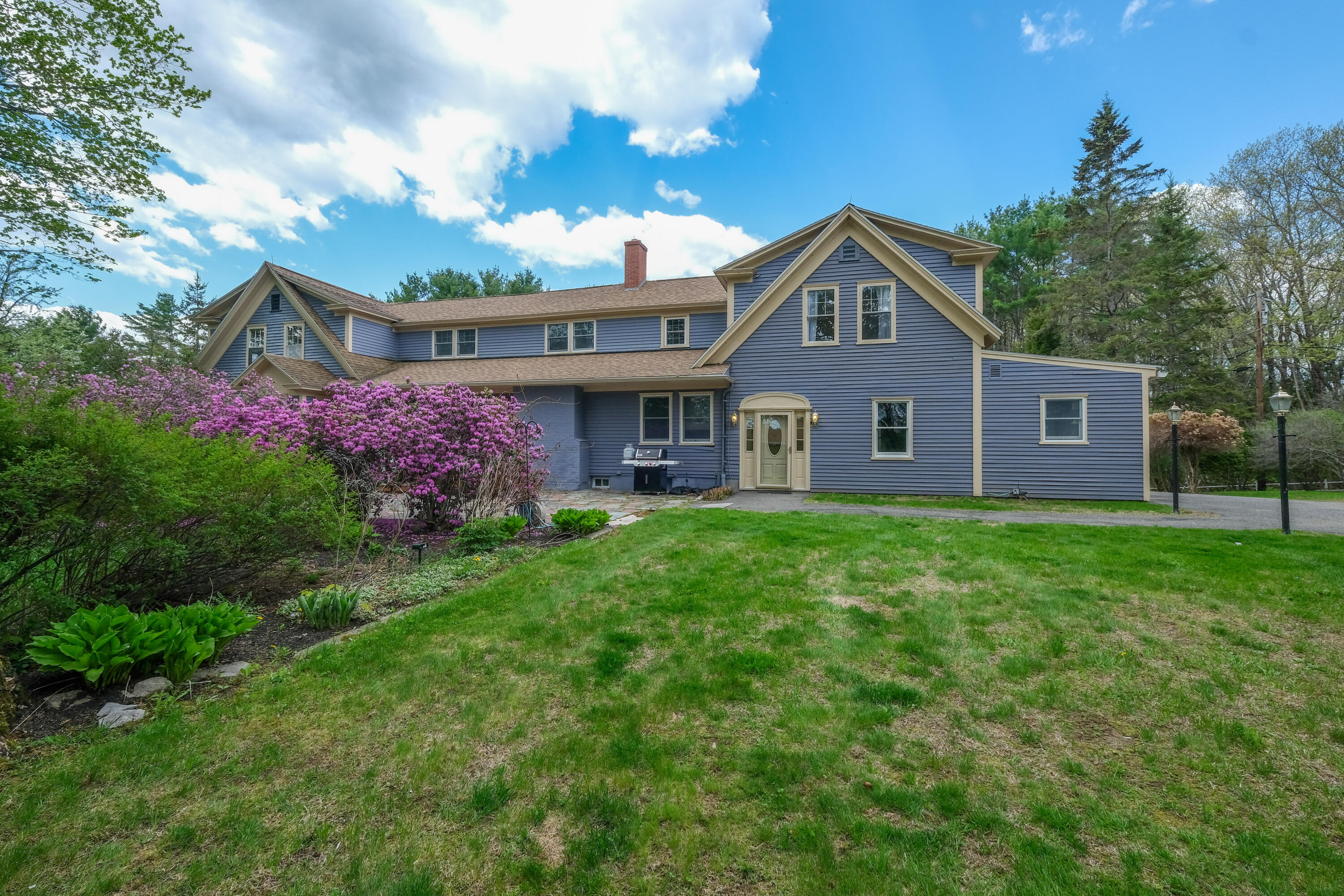 109 Sahagian Road Property Photo 109