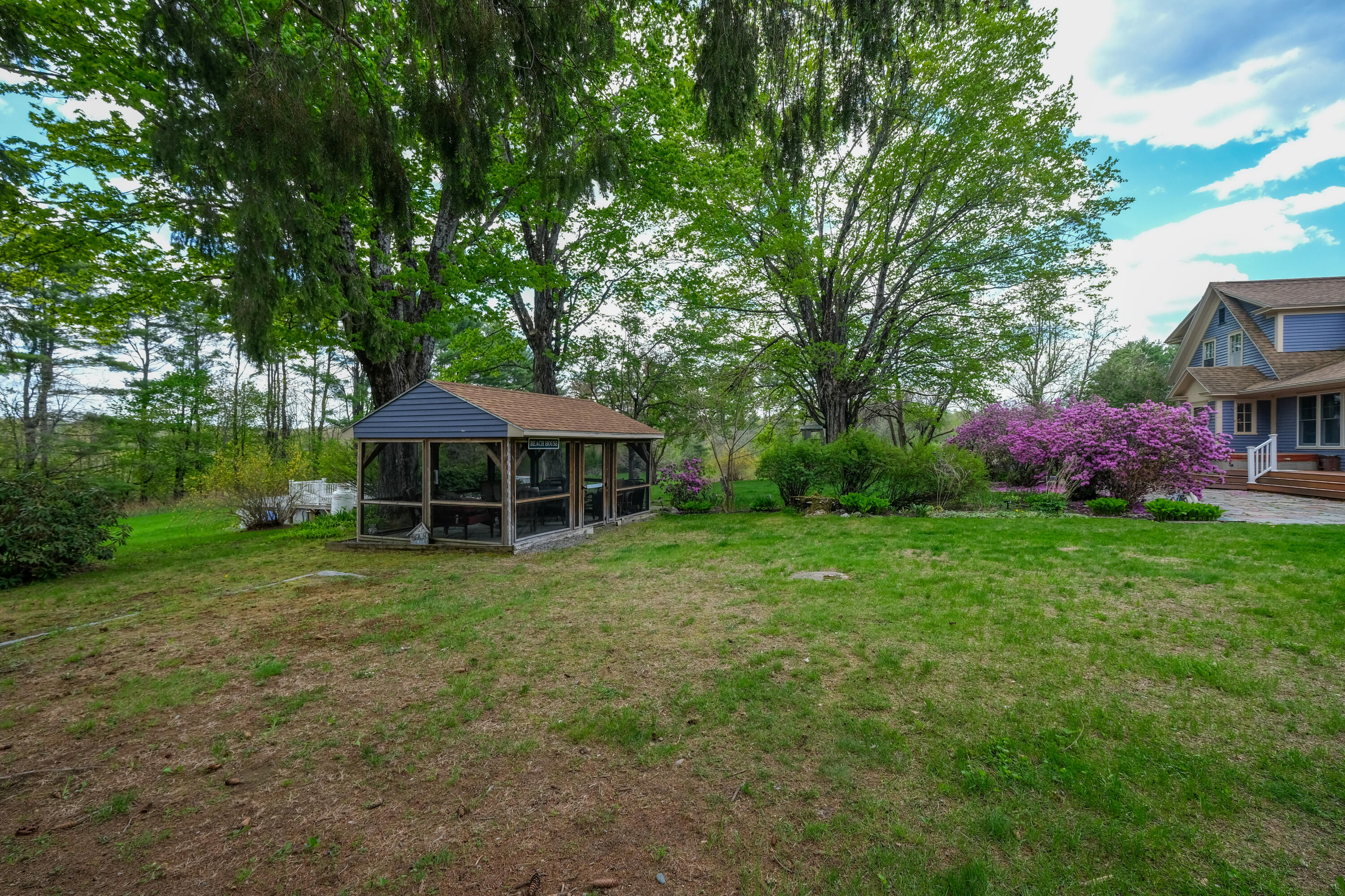 109 Sahagian Road Property Photo 116