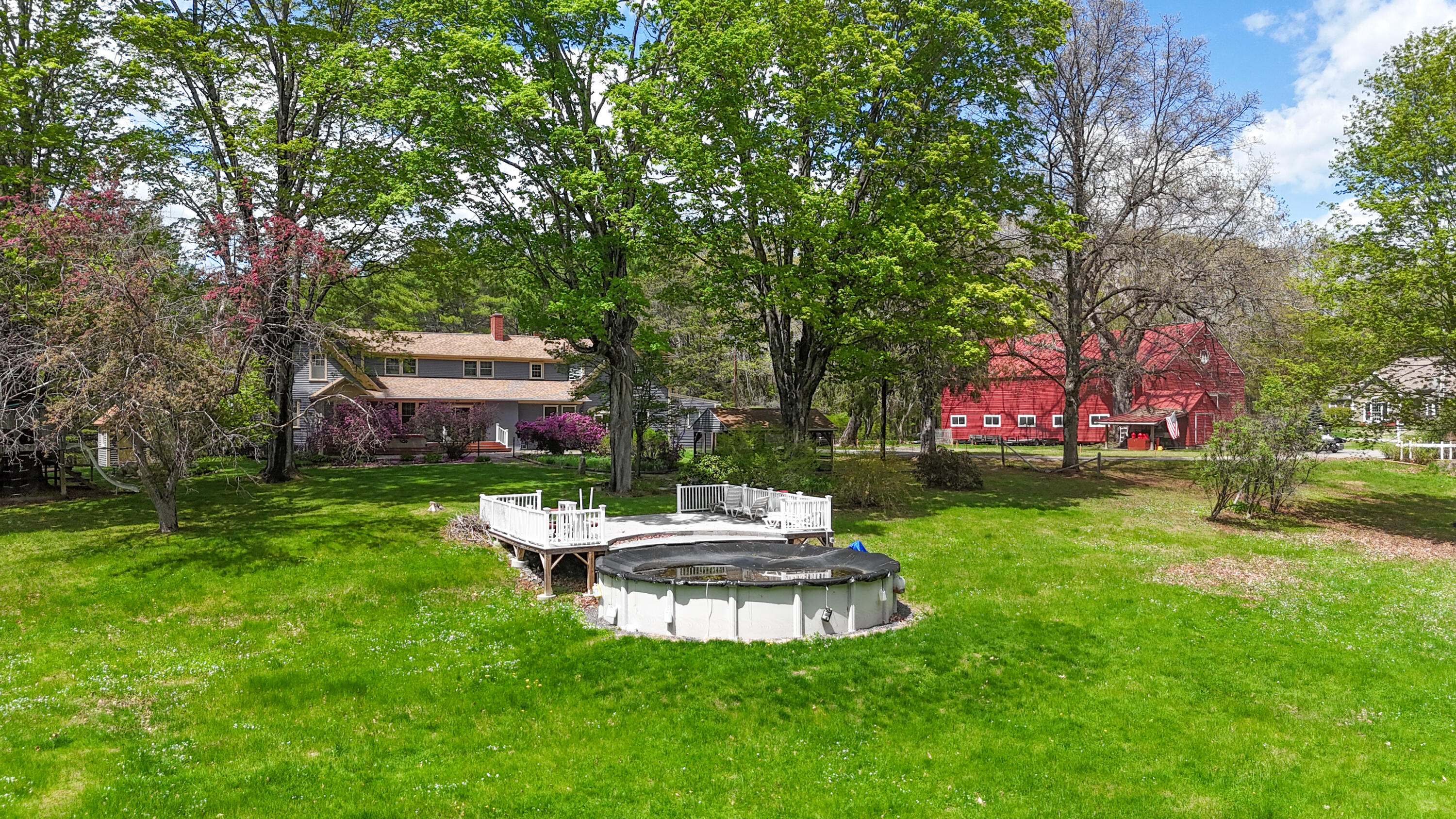 109 Sahagian Road Property Photo 118