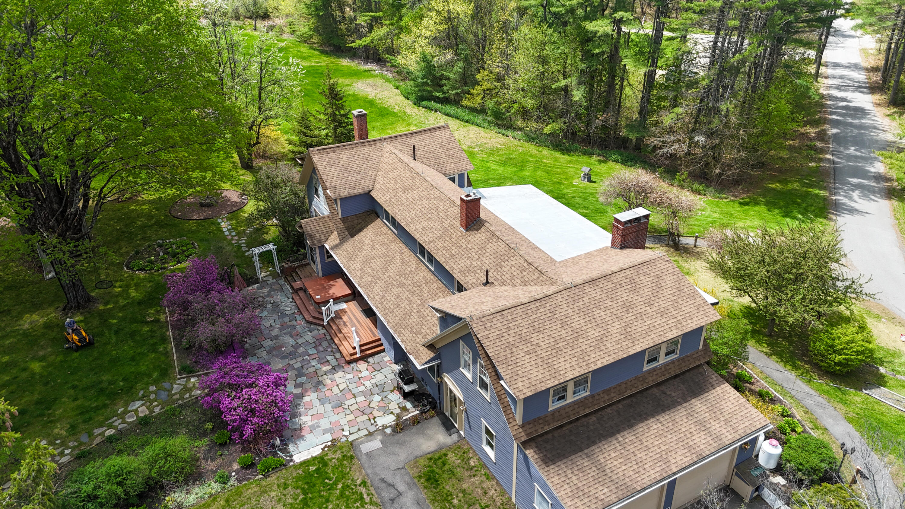 109 Sahagian Road Property Photo 121