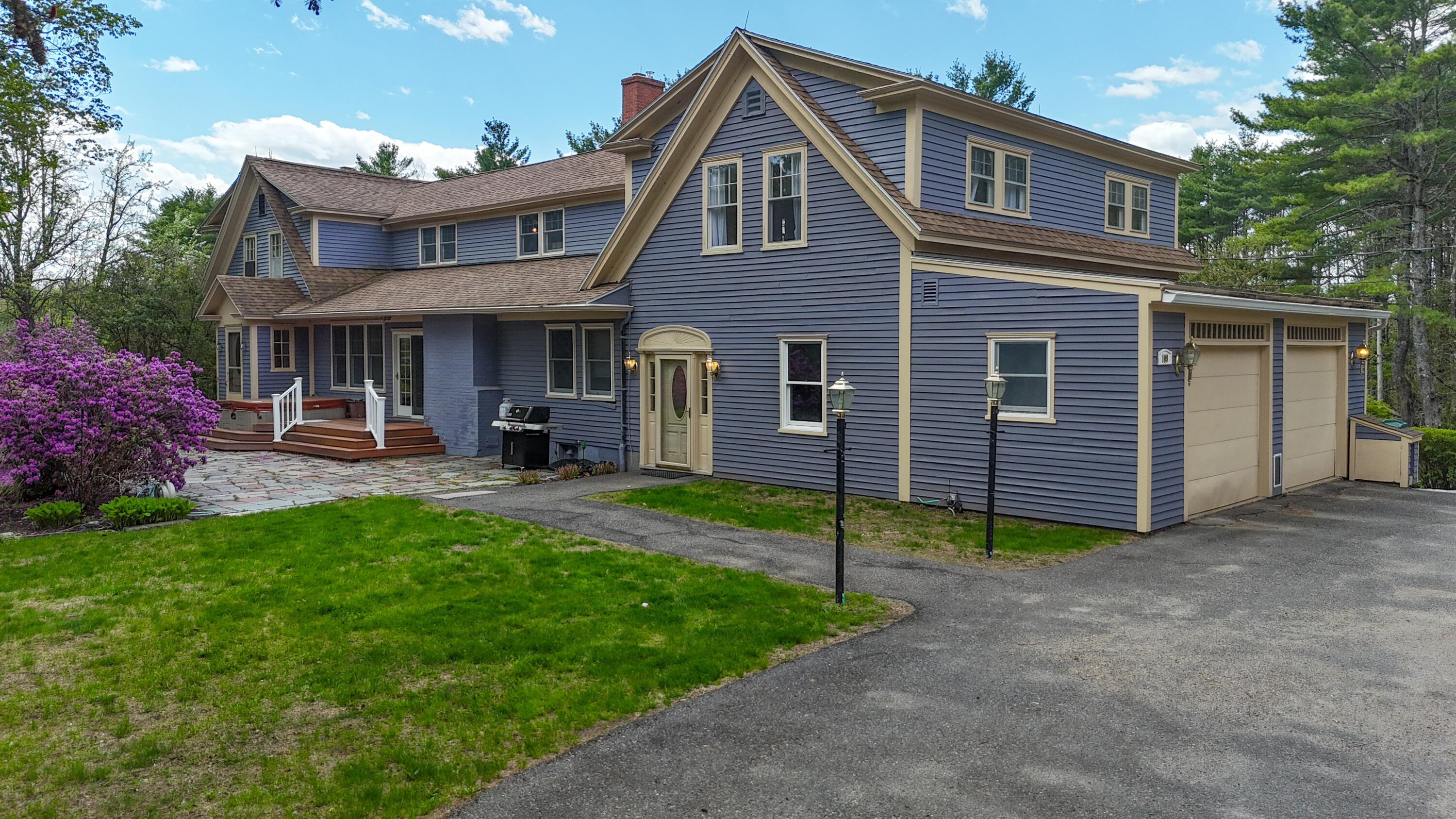 109 Sahagian Road Property Photo 122