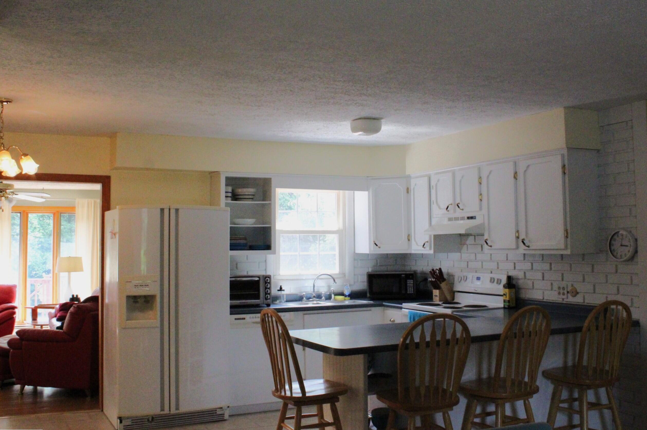 9 Glover Road Property Photo 12