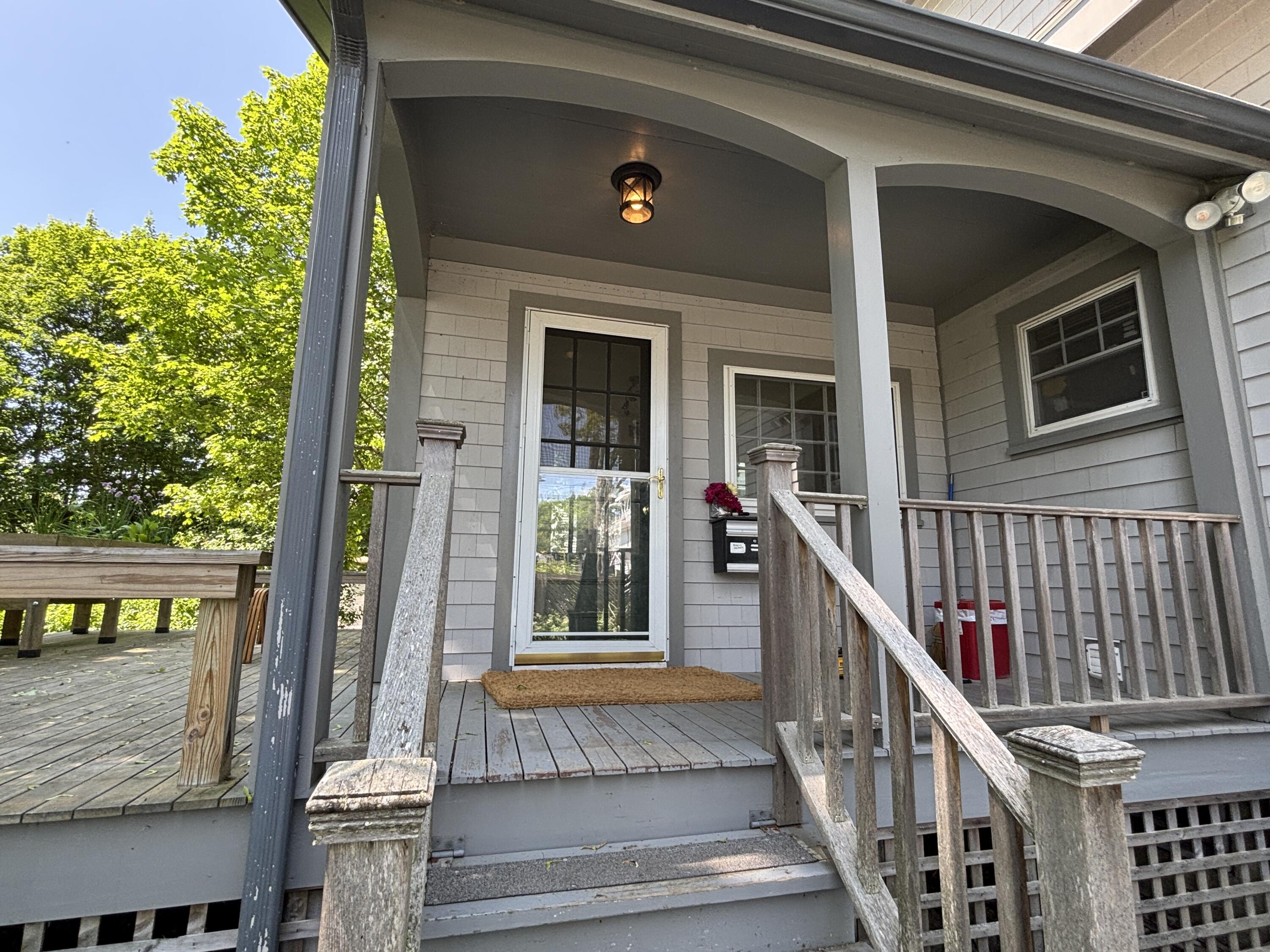 8 Sterling Street Property Photo 5