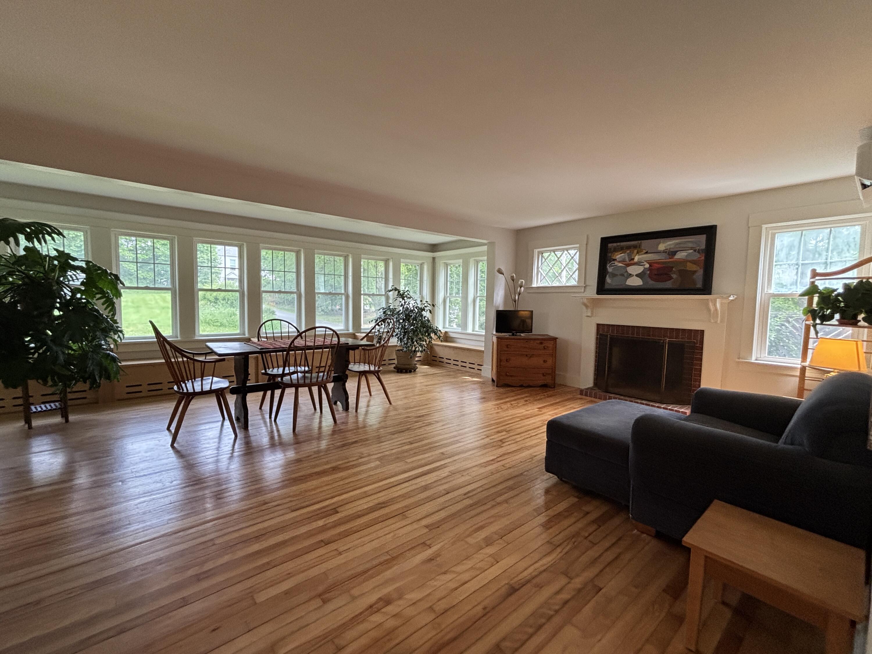 8 Sterling Street Property Photo 7