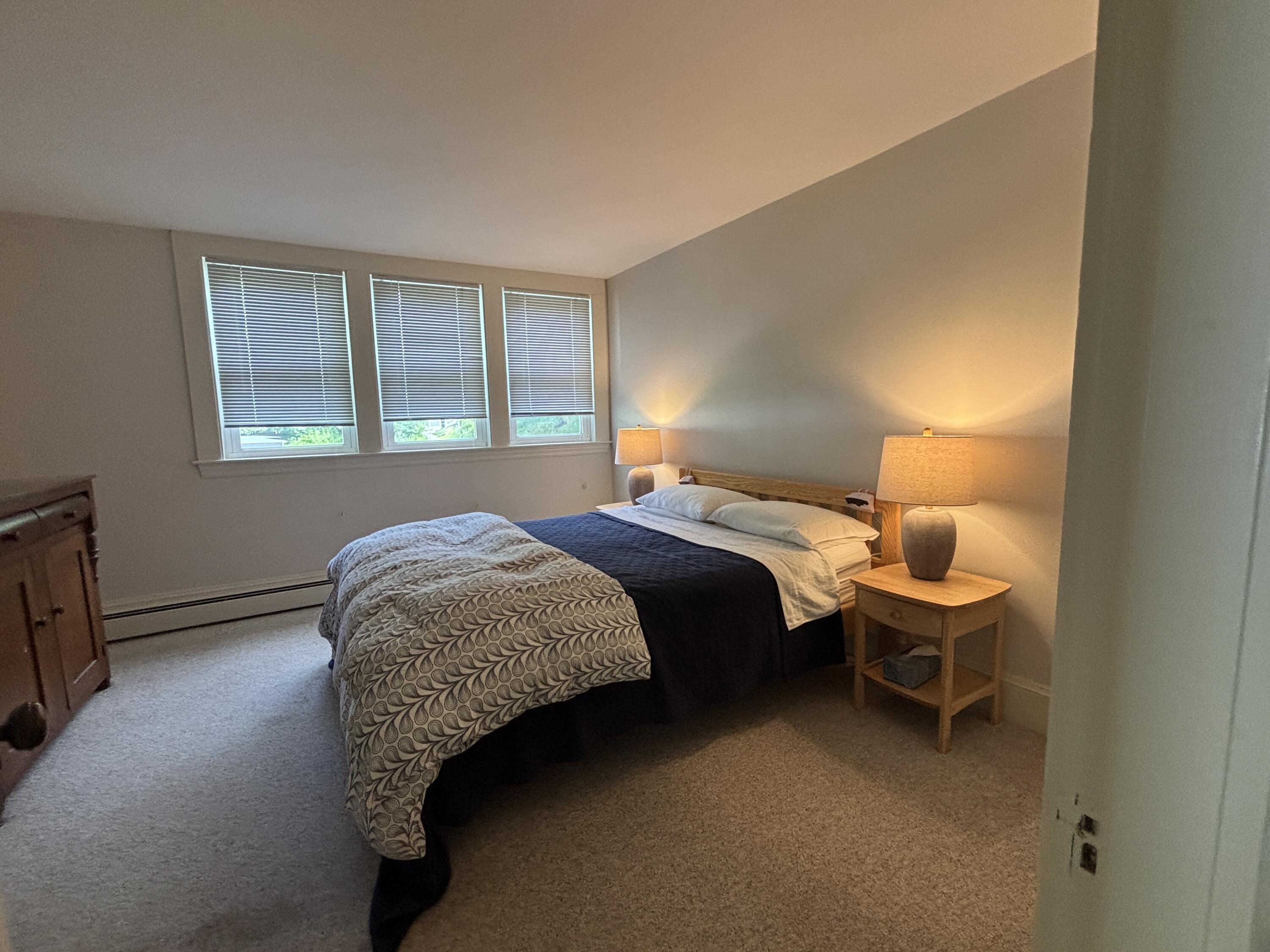 8 Sterling Street Property Photo 32