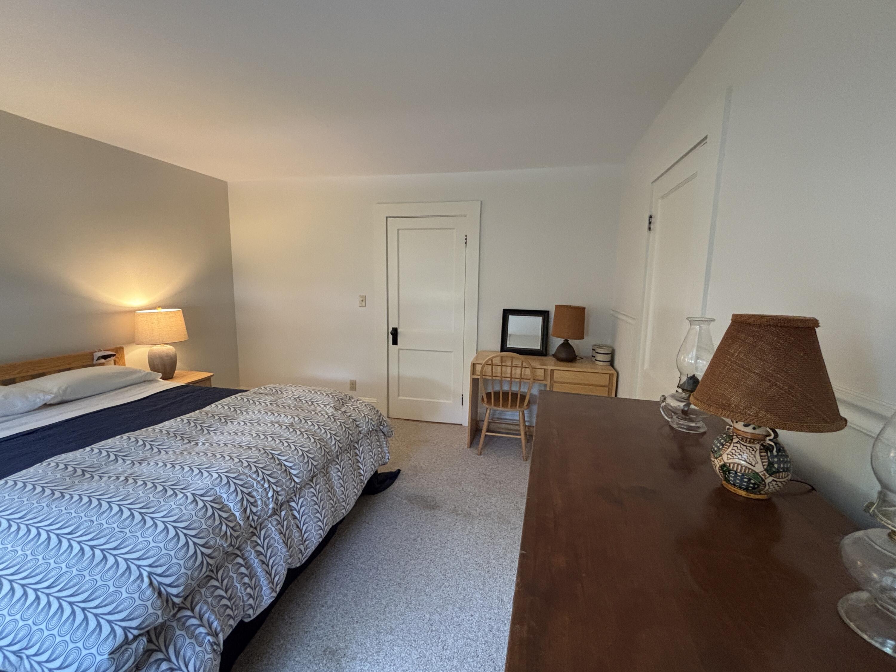 8 Sterling Street Property Photo 34
