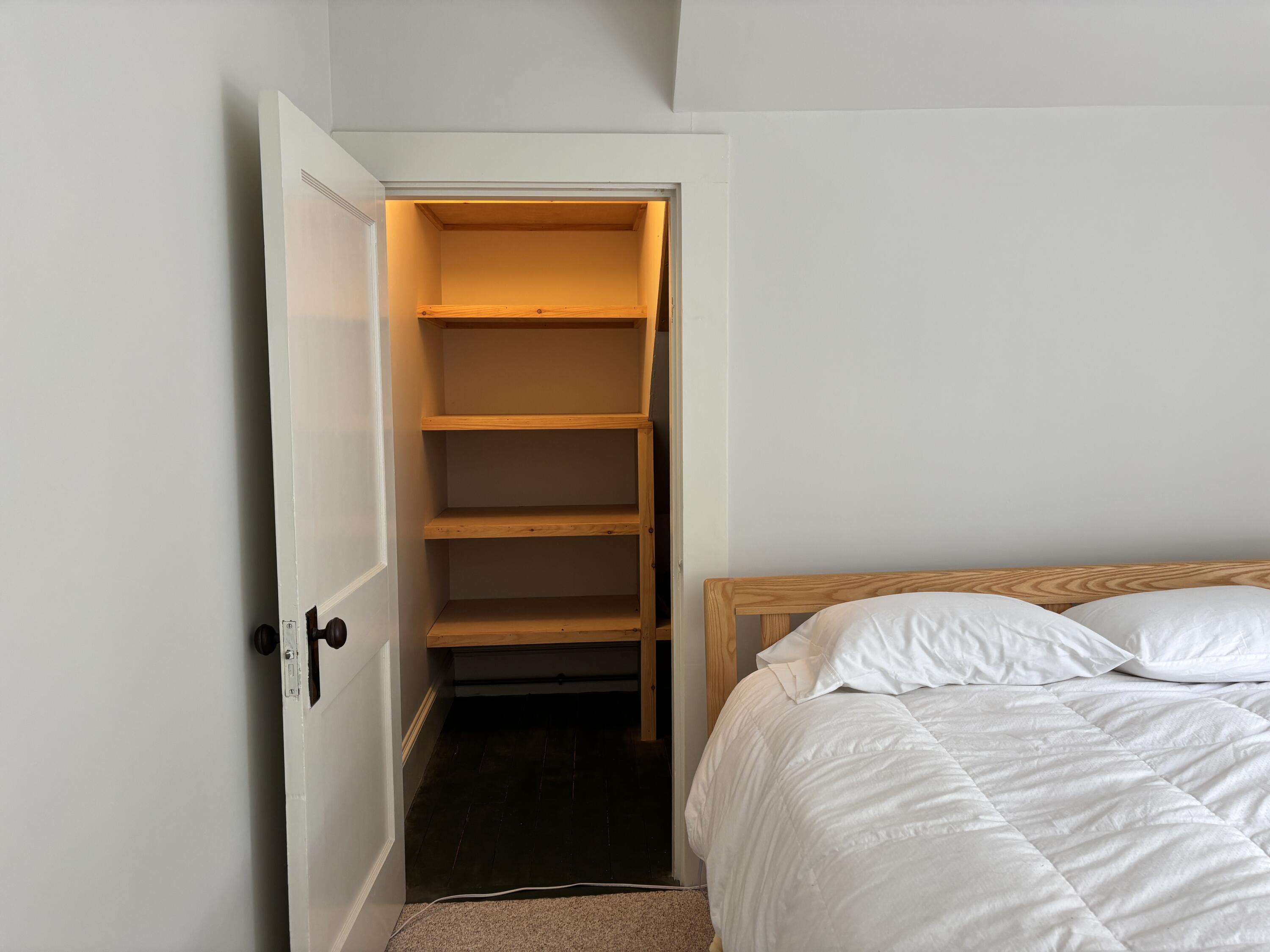 8 Sterling Street Property Photo 42