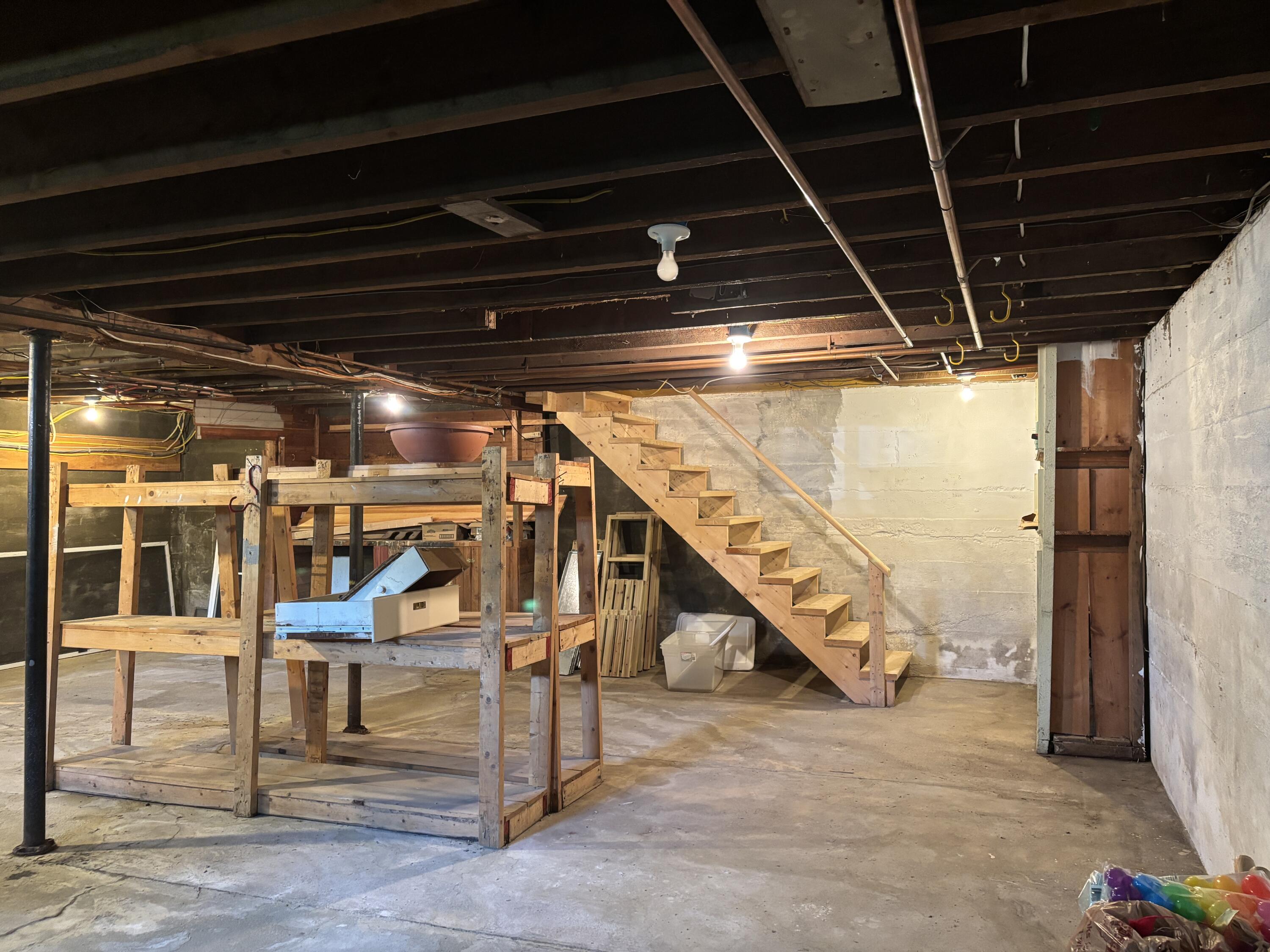 8 Sterling Street Property Photo 46