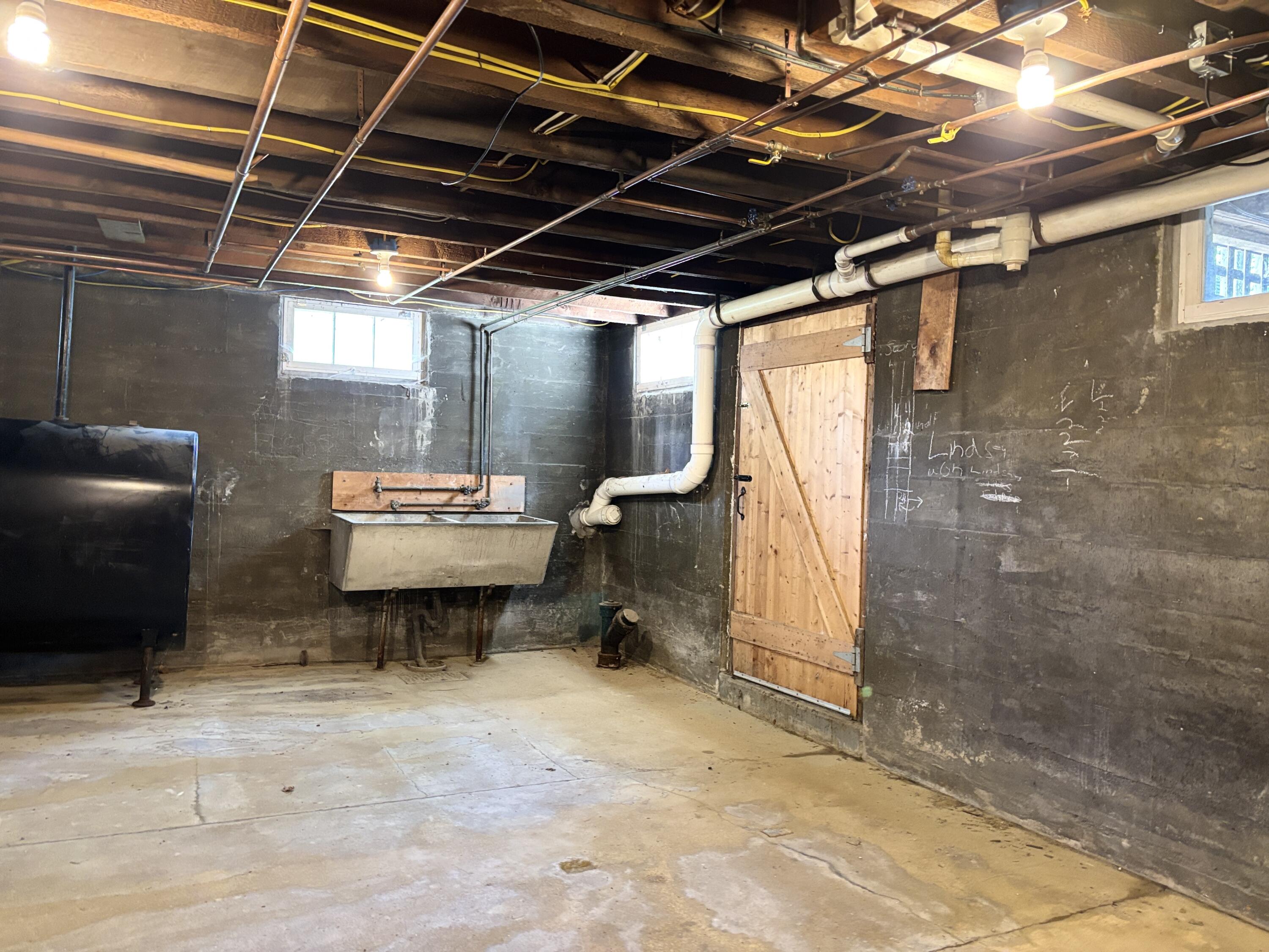8 Sterling Street Property Photo 48