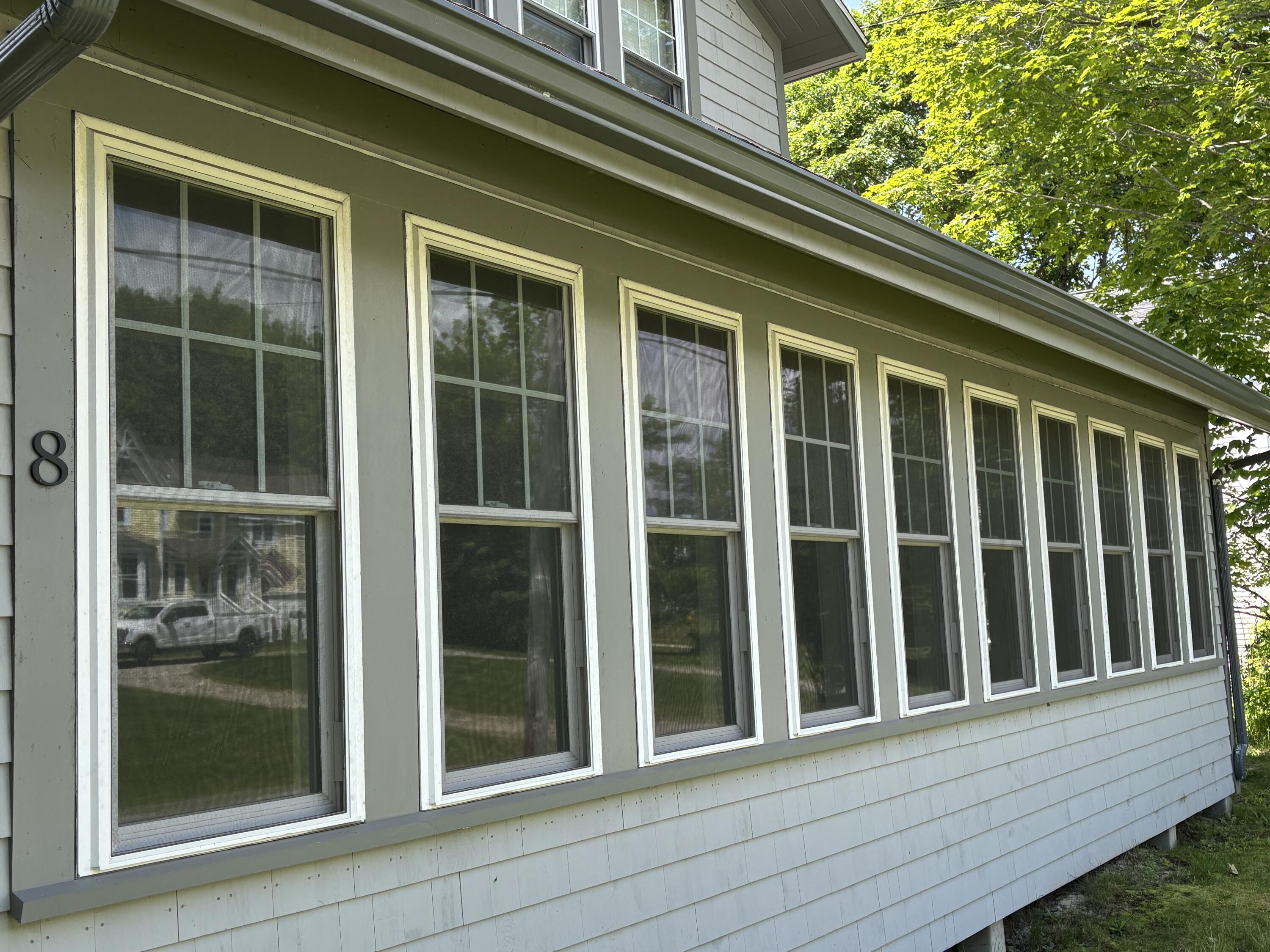 8 Sterling Street Property Photo 57