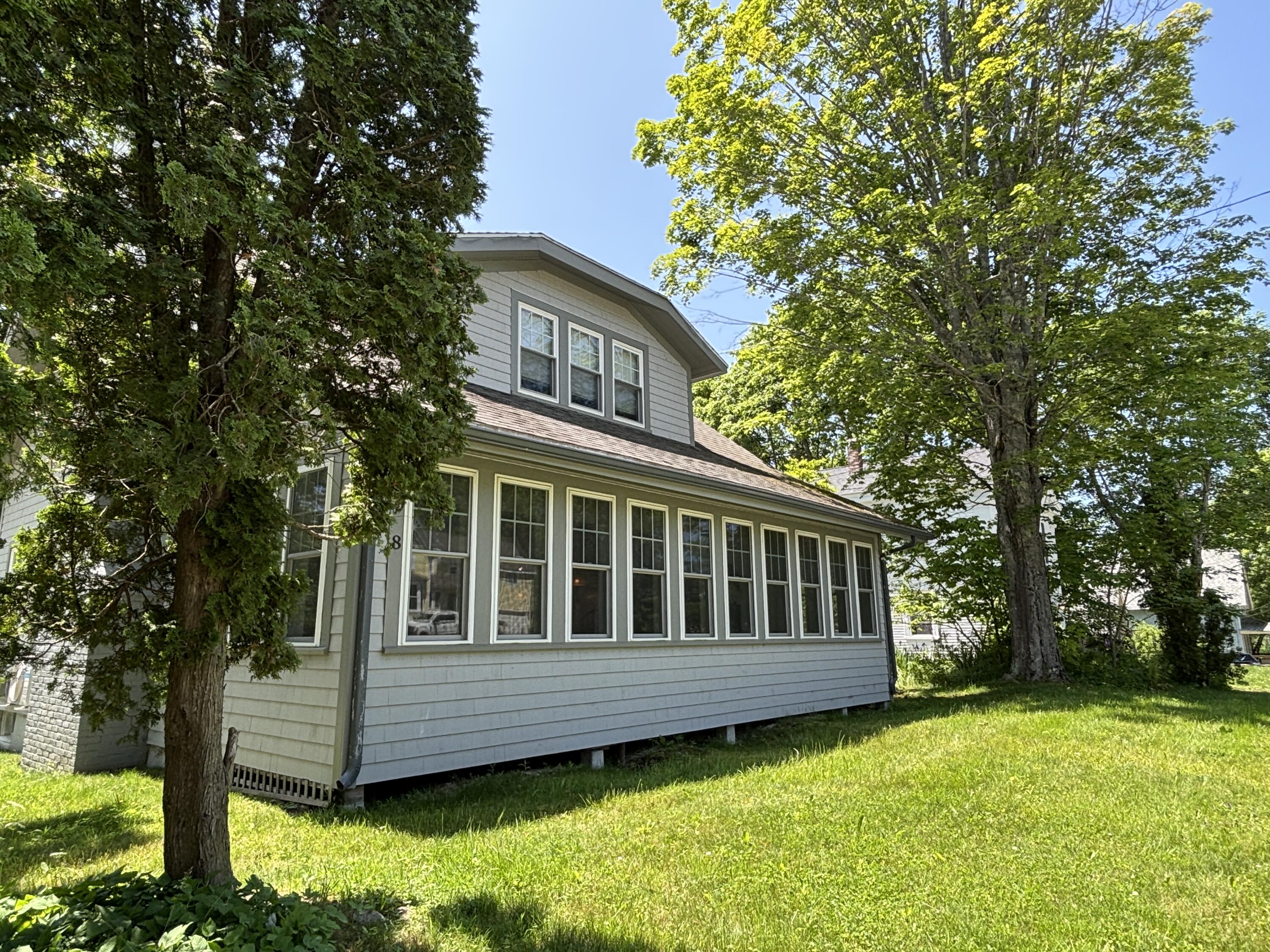 8 Sterling Street Property Photo 61