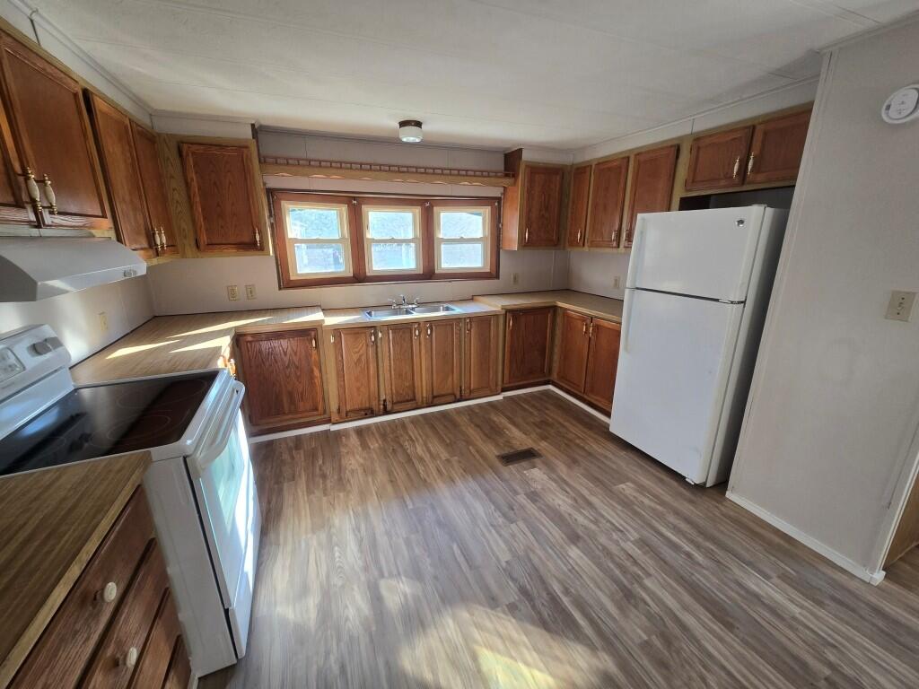 15 Sweet Fern Drive Property Photo 2