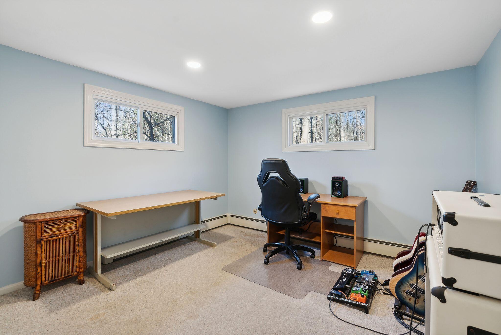 8 Dutton Hill Road Property Photo 19