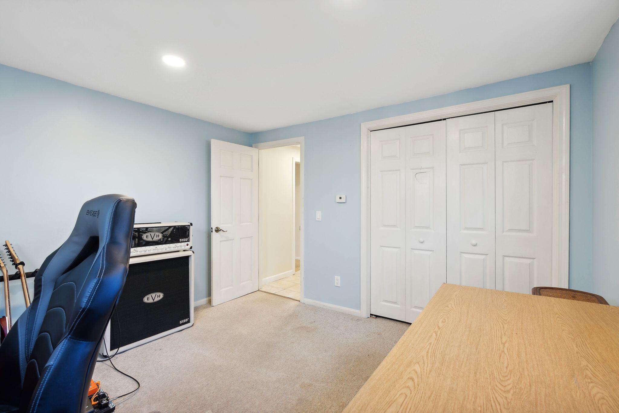 8 Dutton Hill Road Property Photo 20