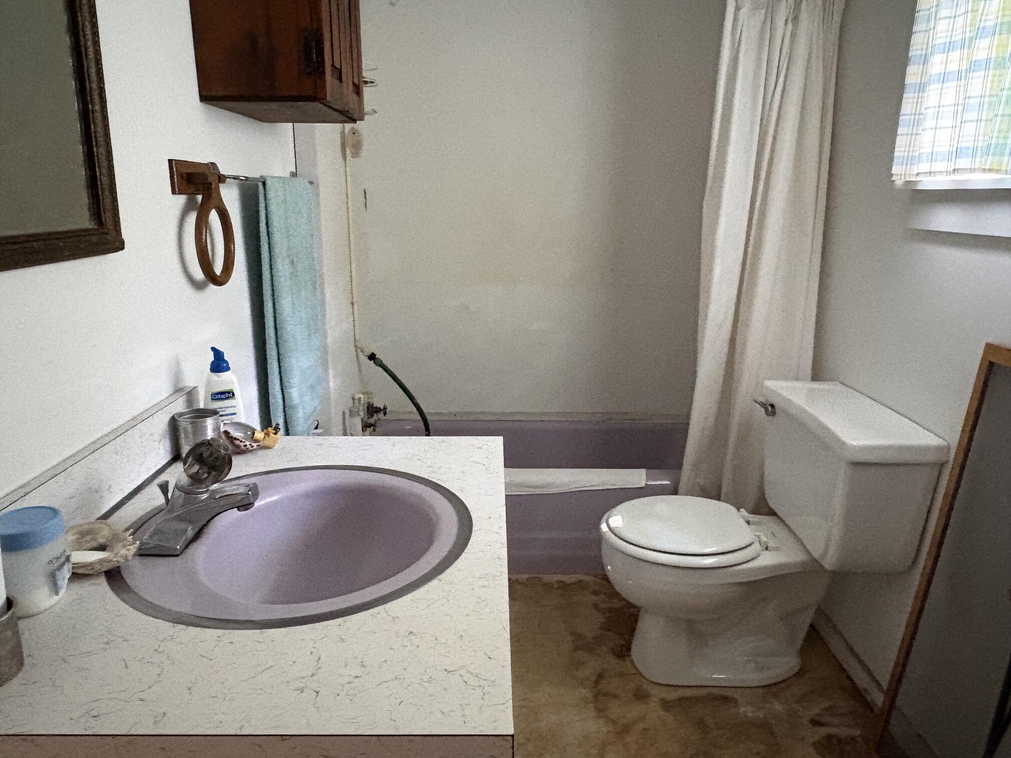 98 Schooner Drive Property Photo 13