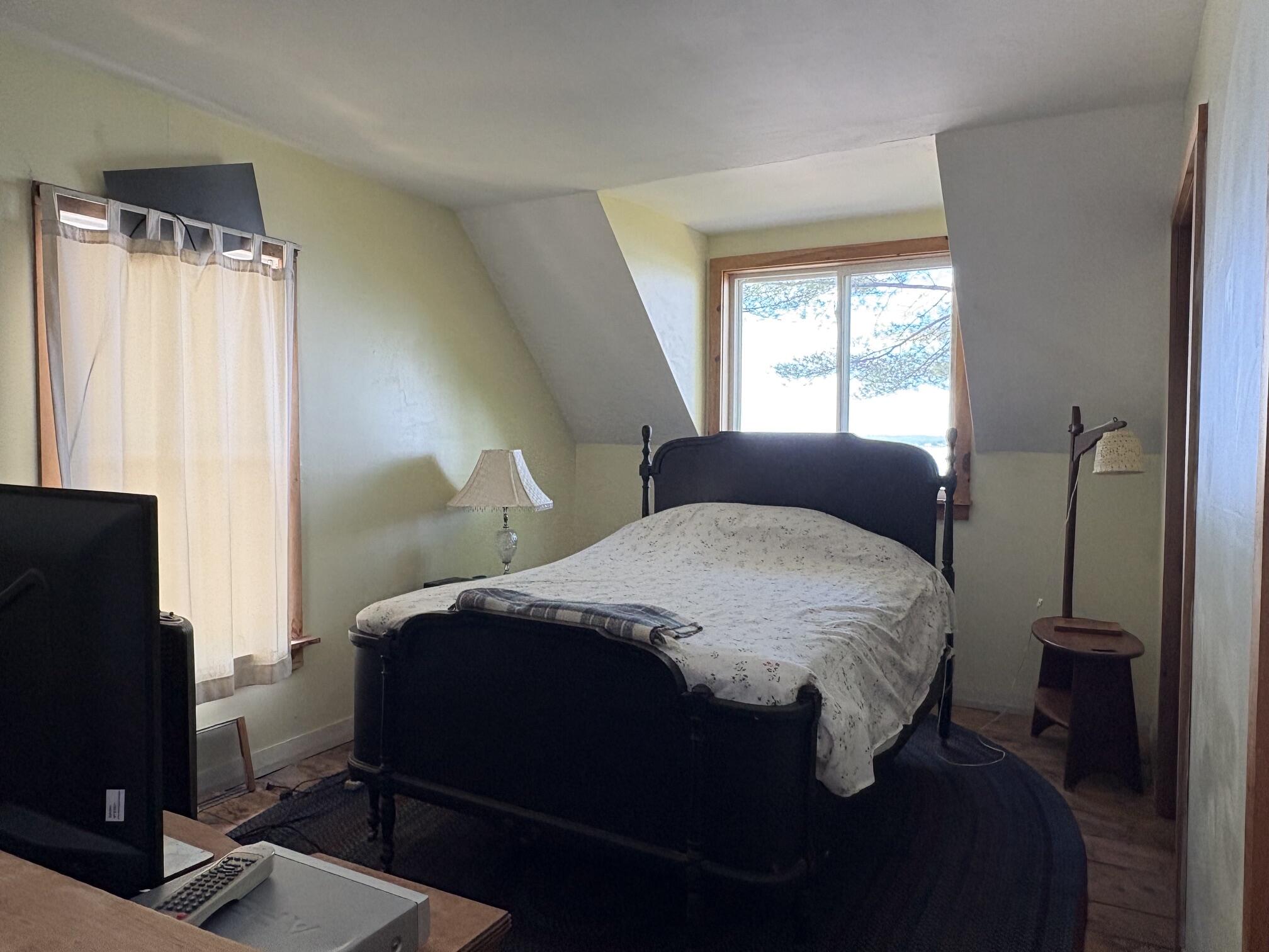 98 Schooner Drive Property Photo 15