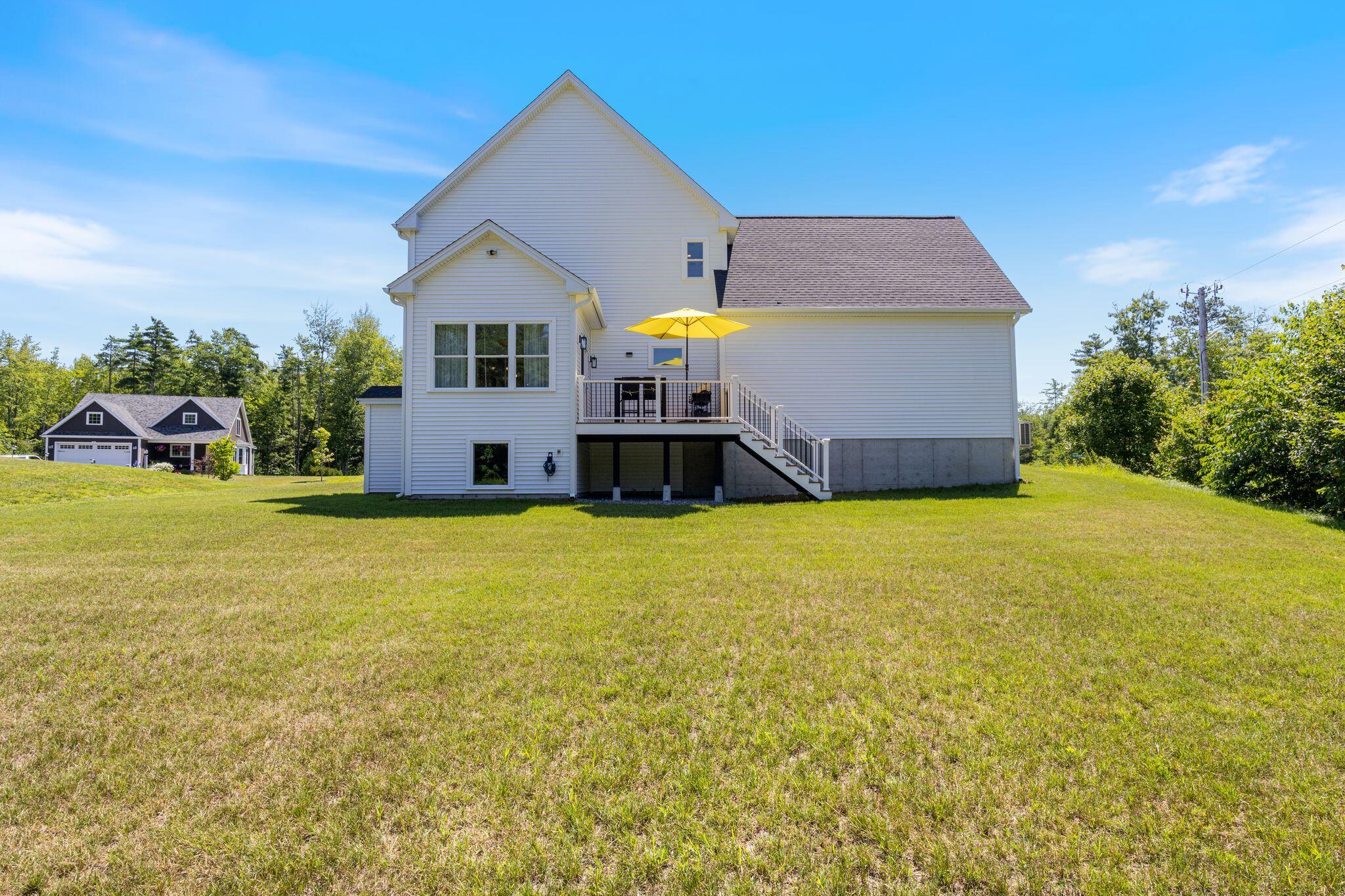 1 Beacon Drive Property Photo 4