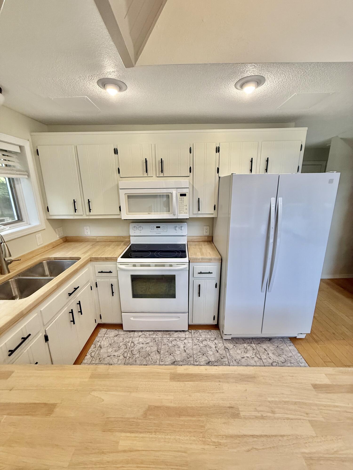 415 11th Avenue Property Photo 23