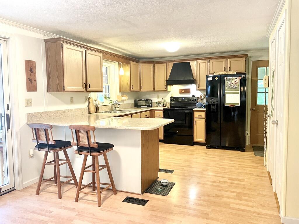 27 Meadow Lark Lane Property Photo 8