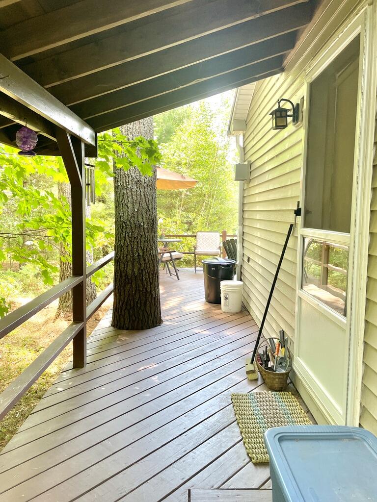 27 Meadow Lark Lane Property Photo 19