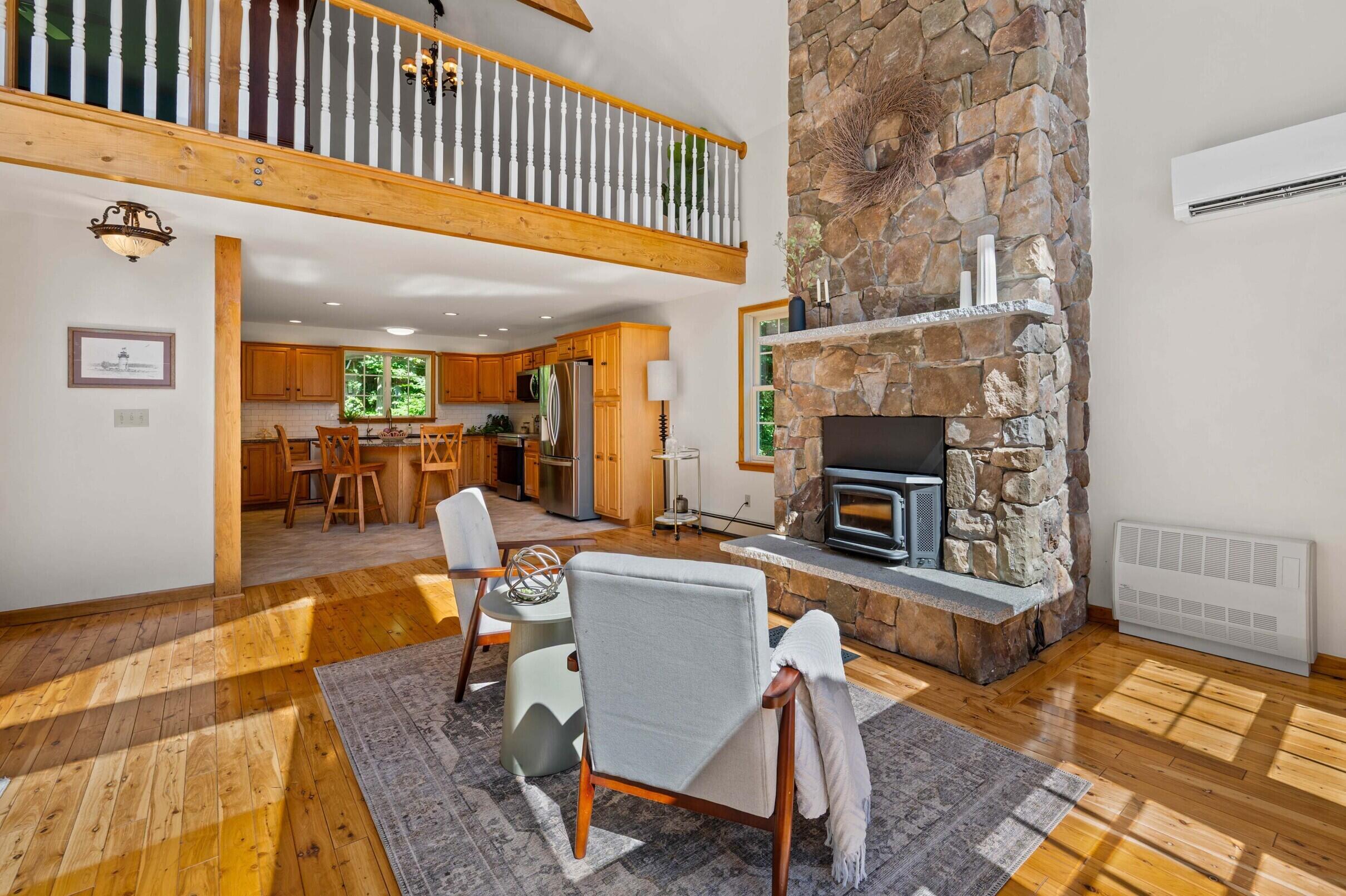 43 Hoyt Drive Property Photo 13