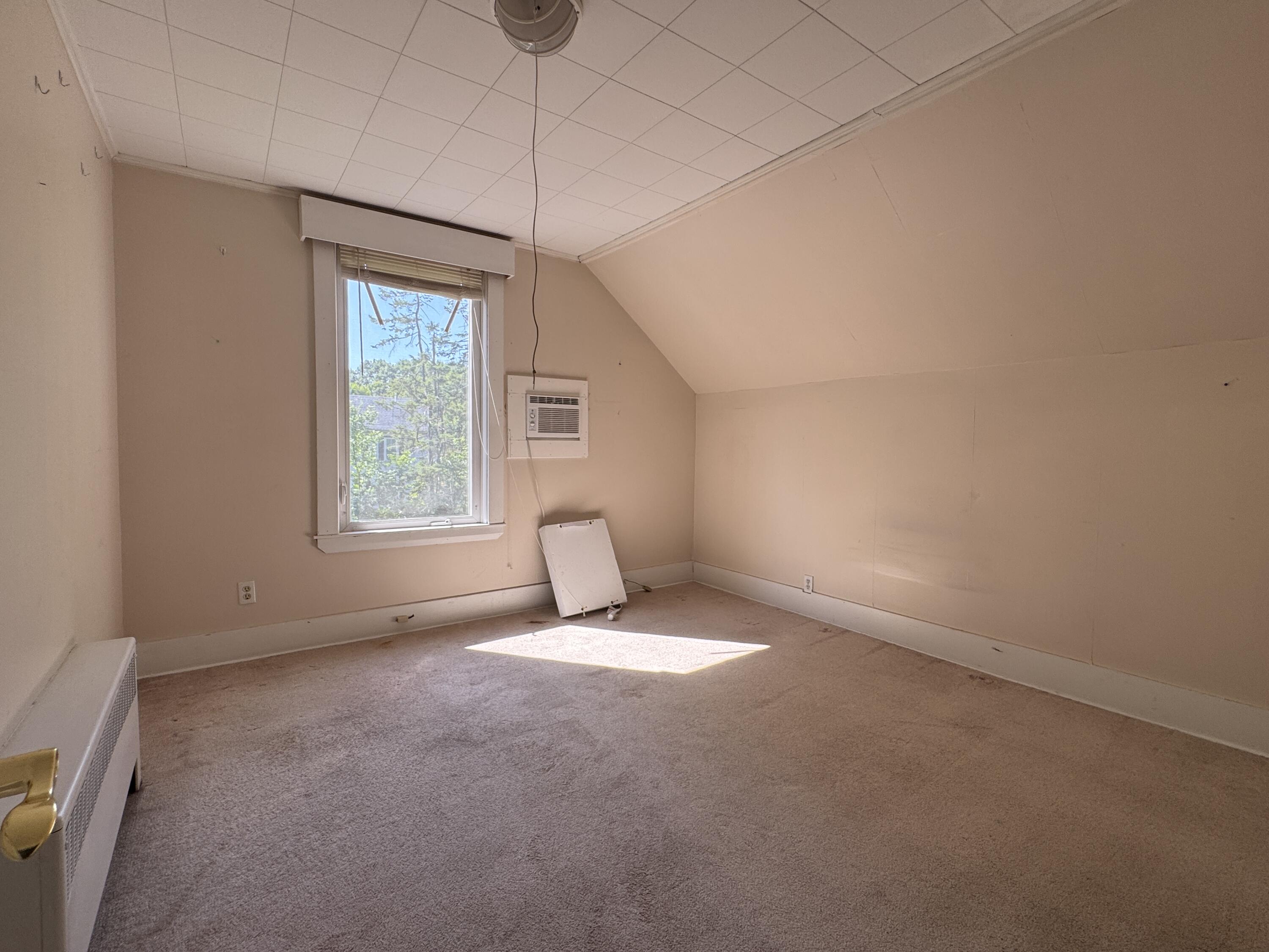 99 Haskell Street Property Photo 24