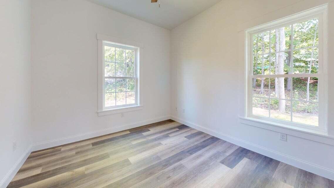 28 Jennifer Avenue Property Photo 17